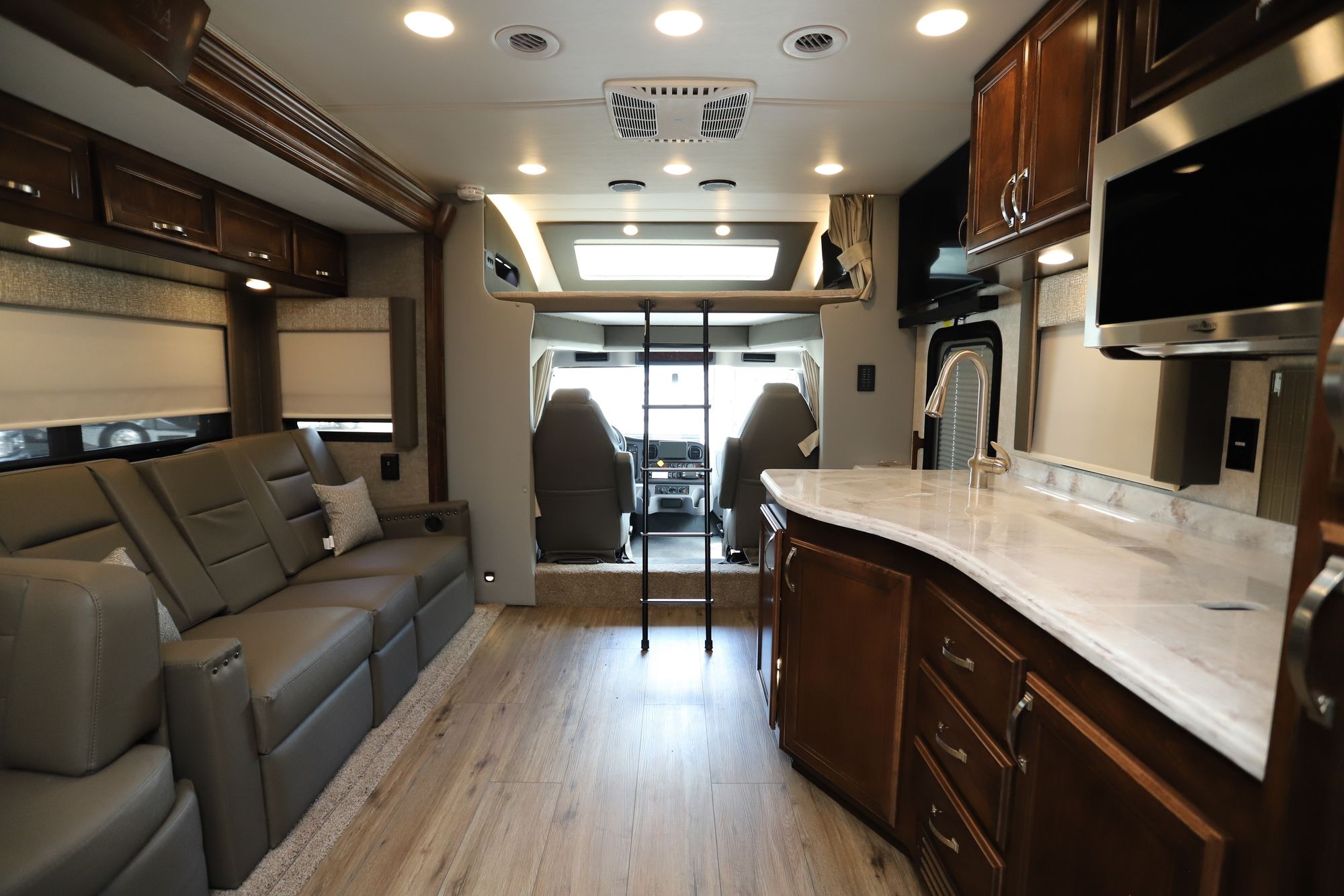 New 2022 Renegade Rv Verona 36VSB Super C  For Sale