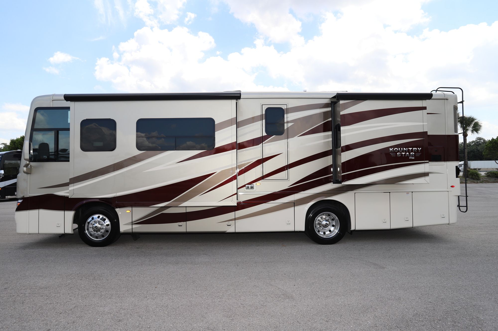 New 2021 Newmar Kountry Star 3412 Class A  For Sale