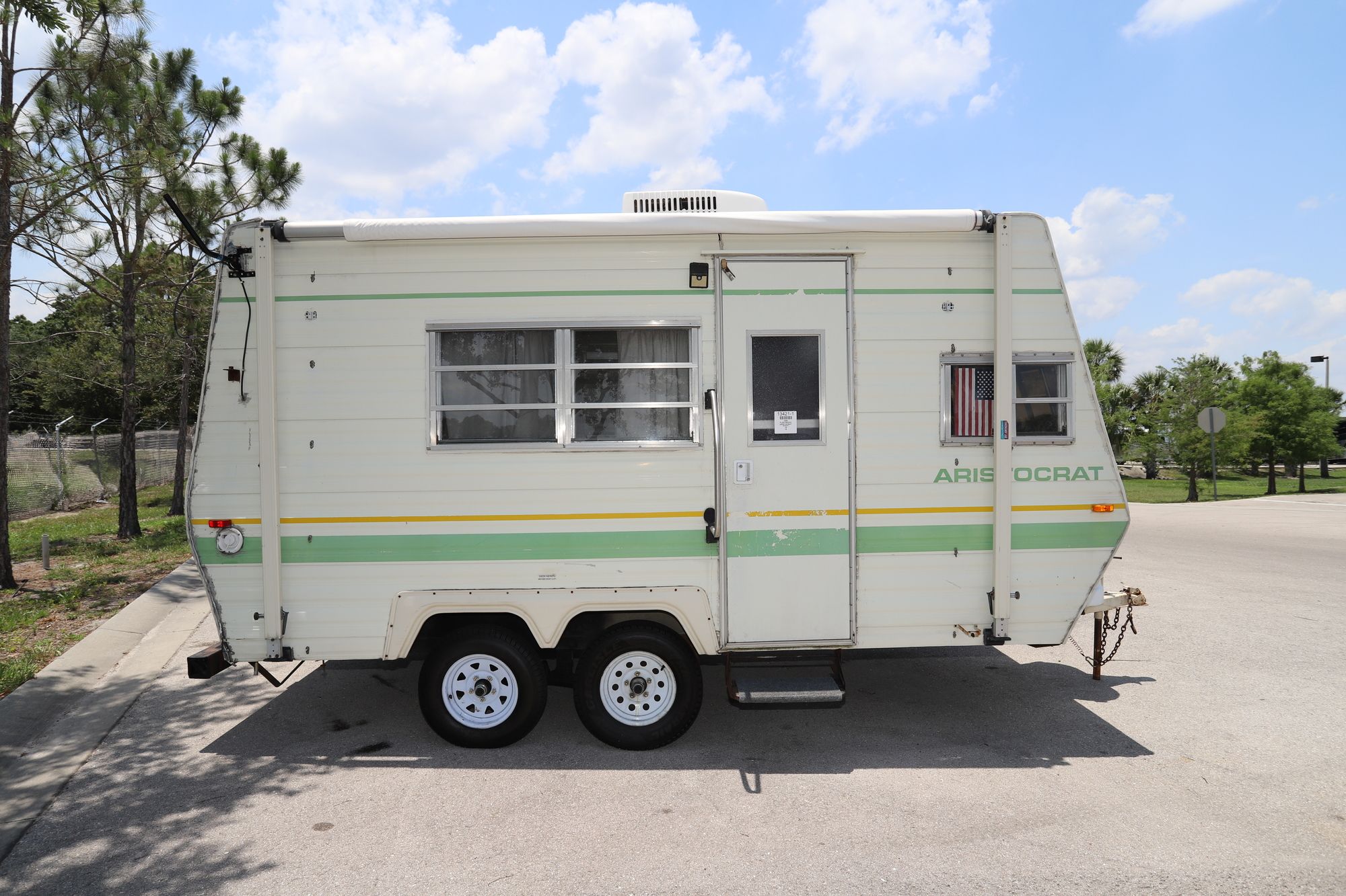 Used 1980 Fleetwood Aristocrat 16 Travel Trailer  For Sale