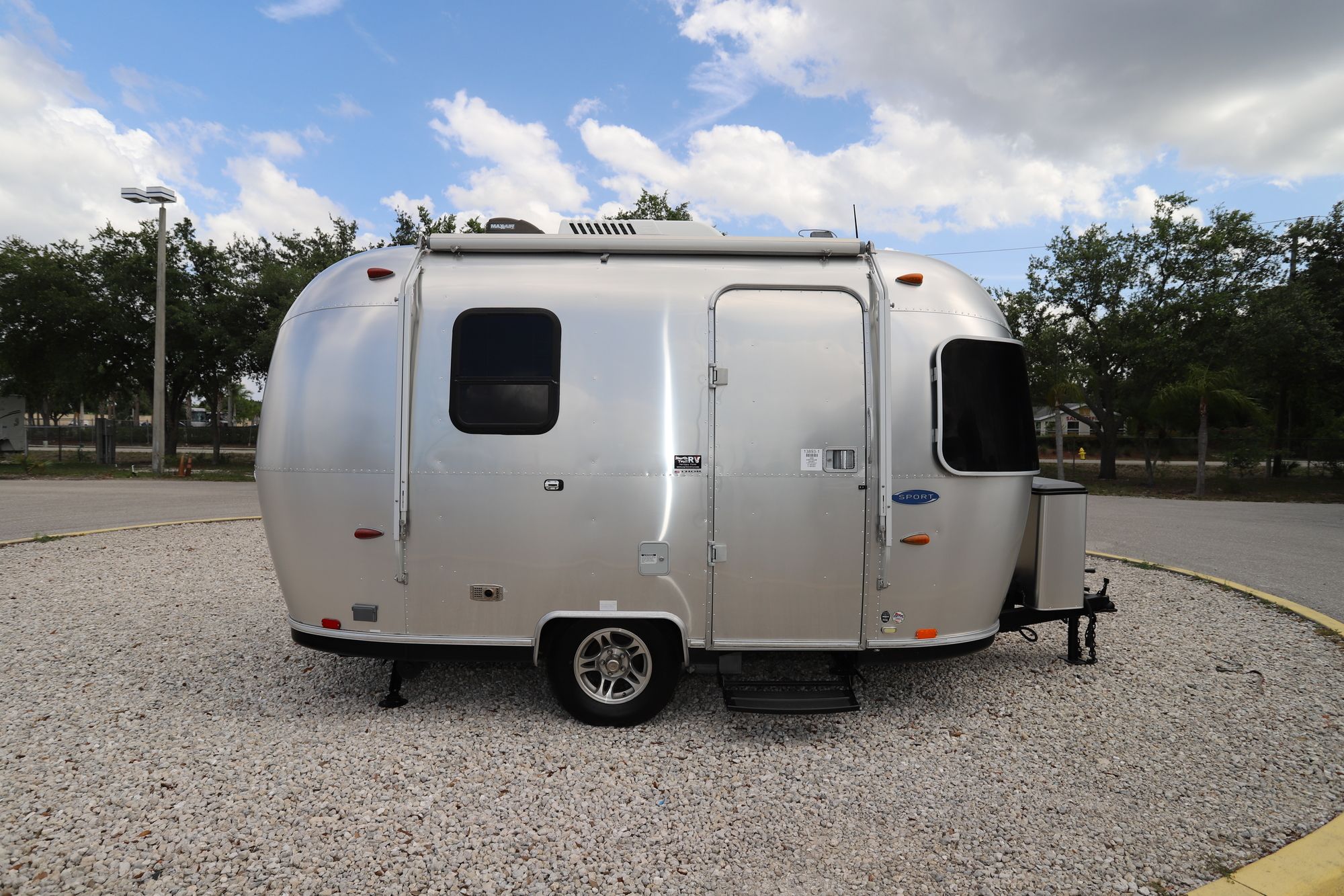 Used 2009 Airstream Sport 17 SPORT Travel Trailer  For Sale