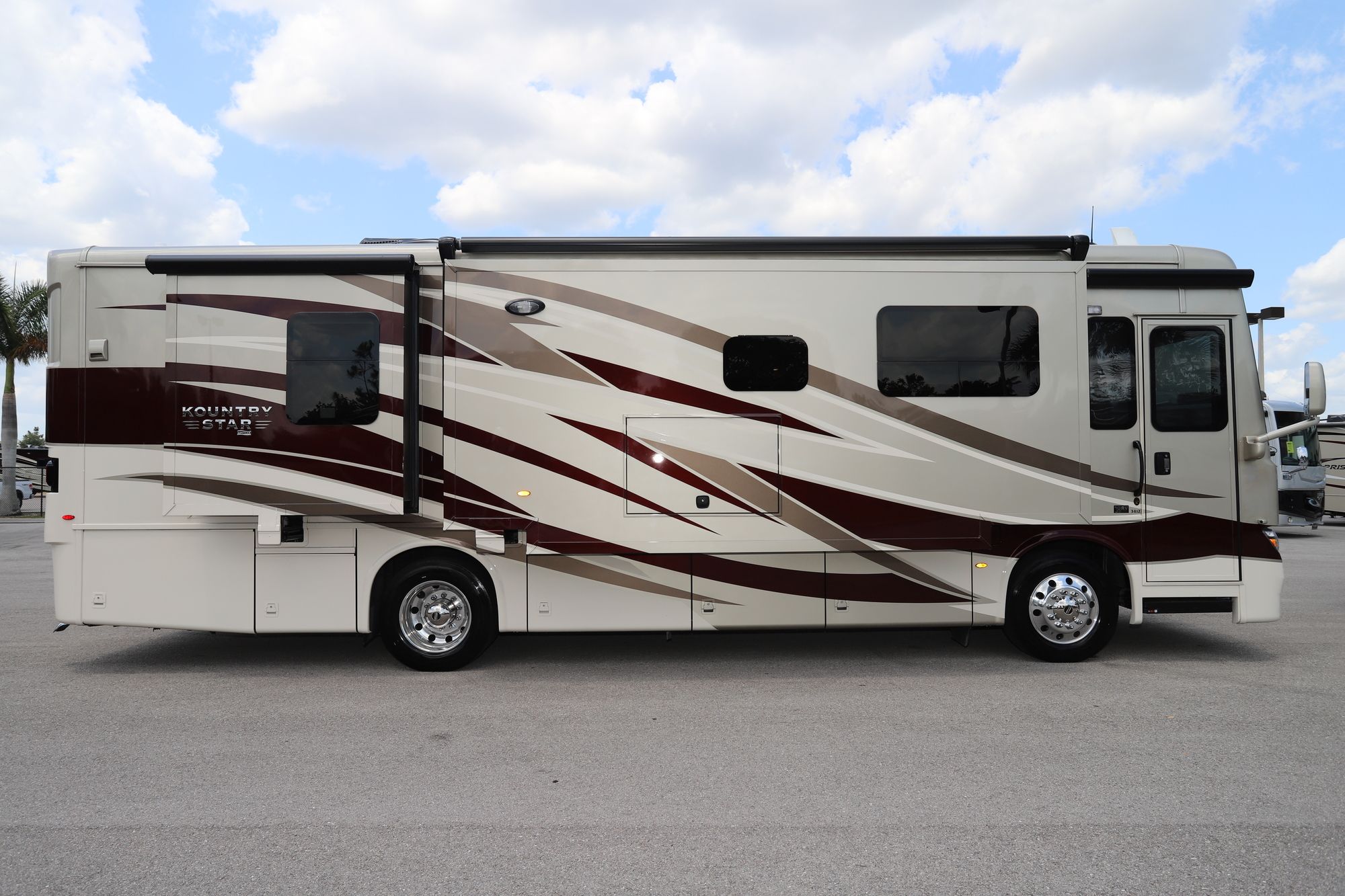 New 2021 Newmar Kountry Star 3412 Class A  For Sale