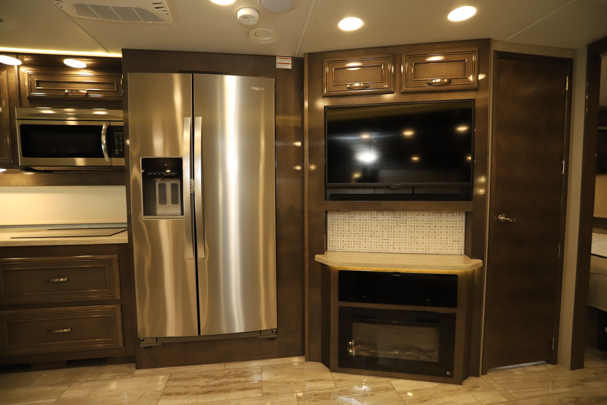 New 2021 Jayco Seneca 37K Super C  For Sale