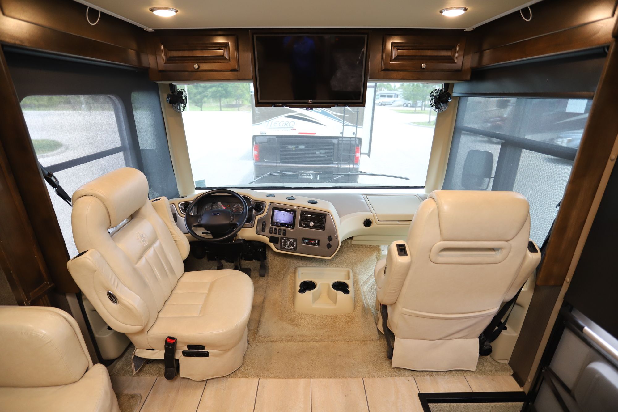 Used 2016 Tiffin Motor Homes Allegro 36LA Class A  For Sale