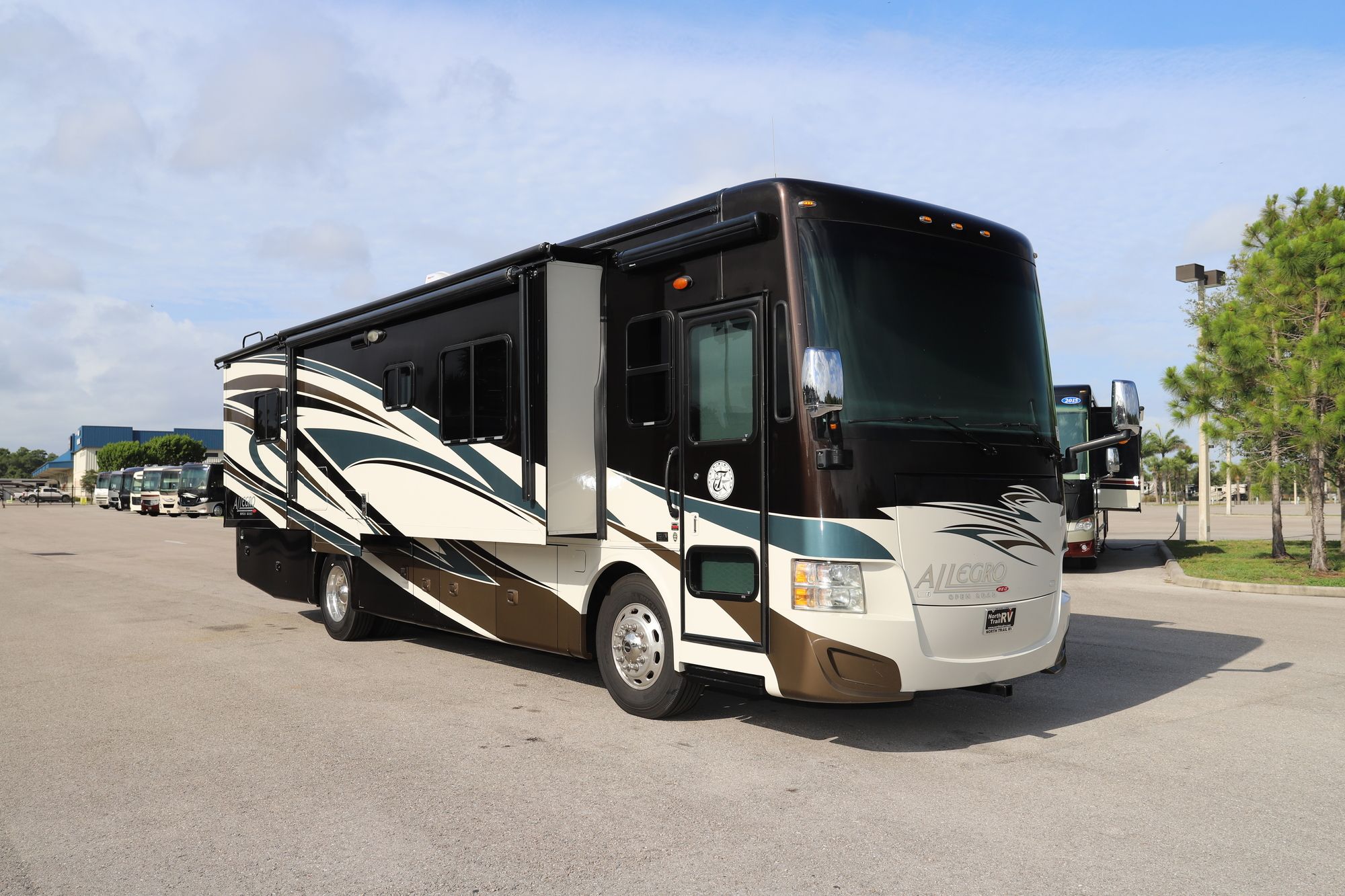 Used 2014 Tiffin Motor Homes Allegro Red 34QFA Class A  For Sale