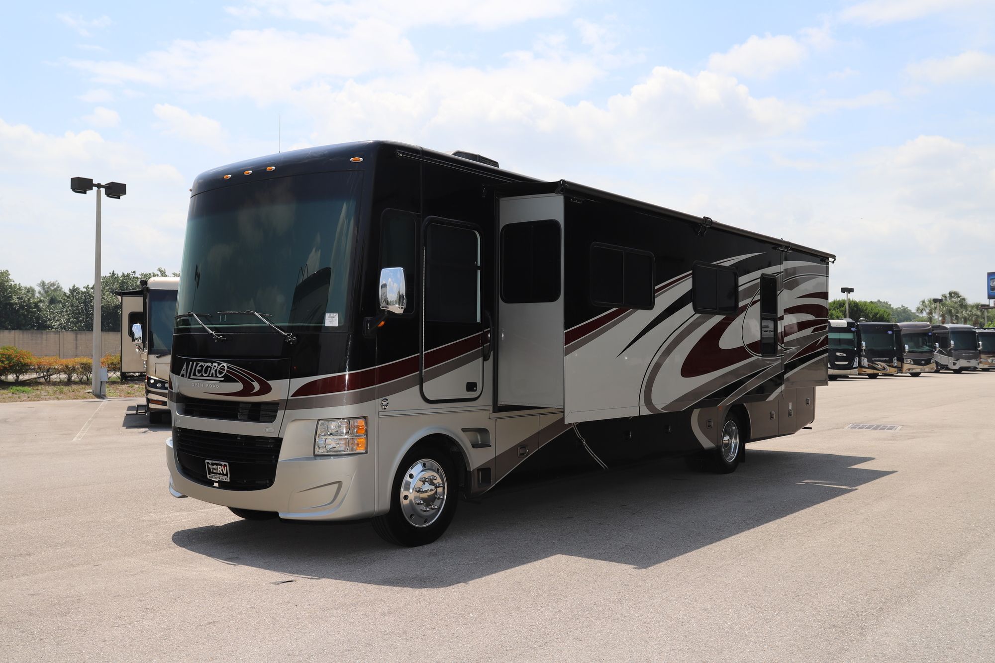 Used 2016 Tiffin Motor Homes Allegro 36LA Class A  For Sale