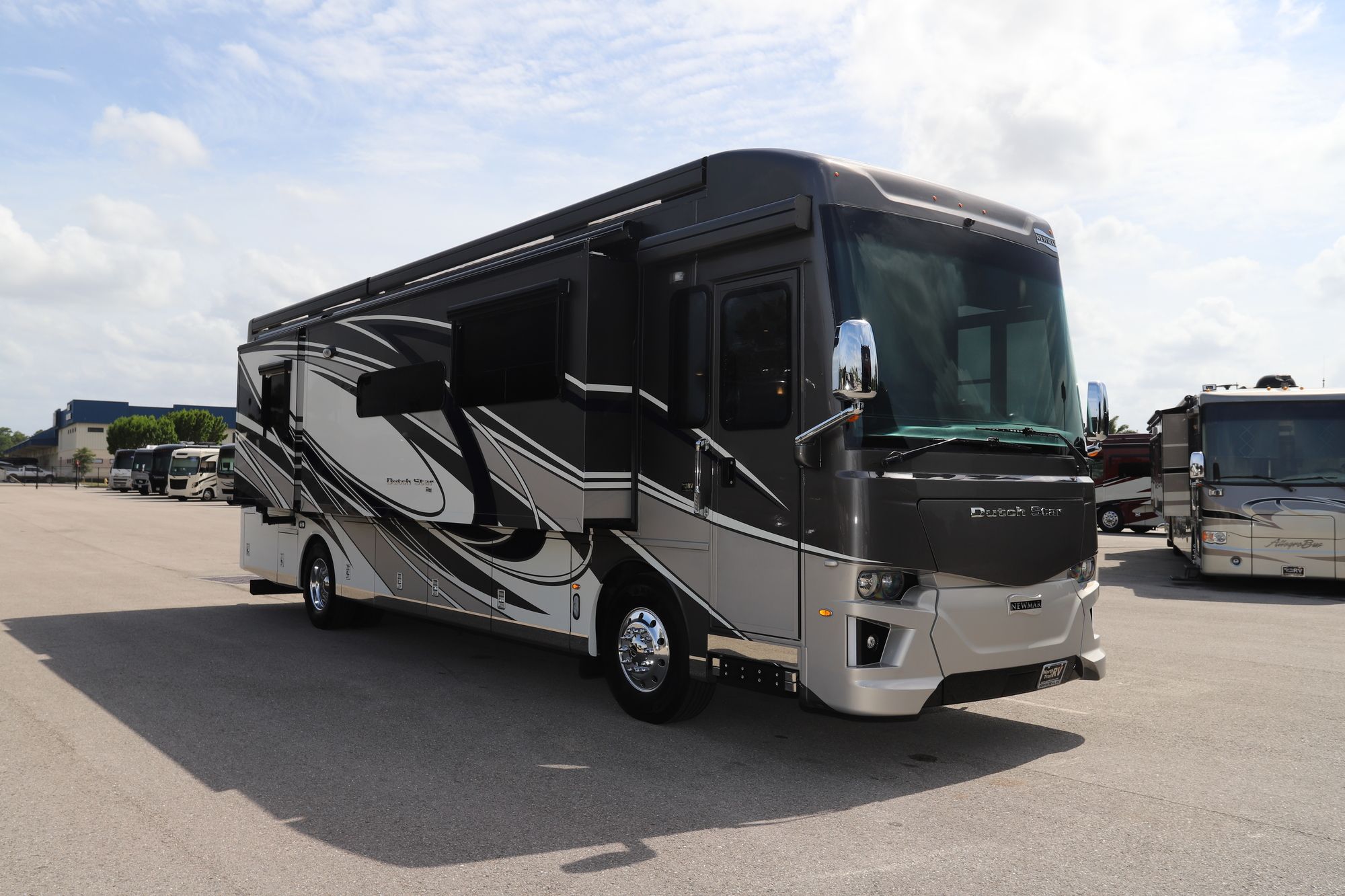 Used 2021 Newmar Dutch Star 3717 Class A  For Sale