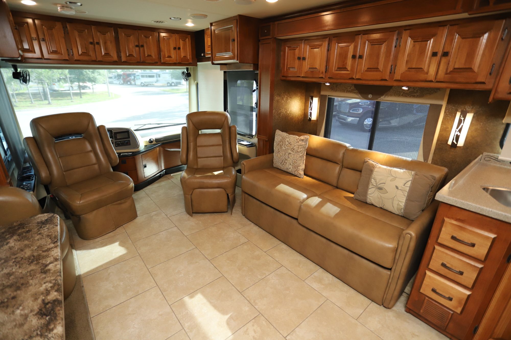 Used 2014 Tiffin Motor Homes Allegro Red 34QFA Class A  For Sale