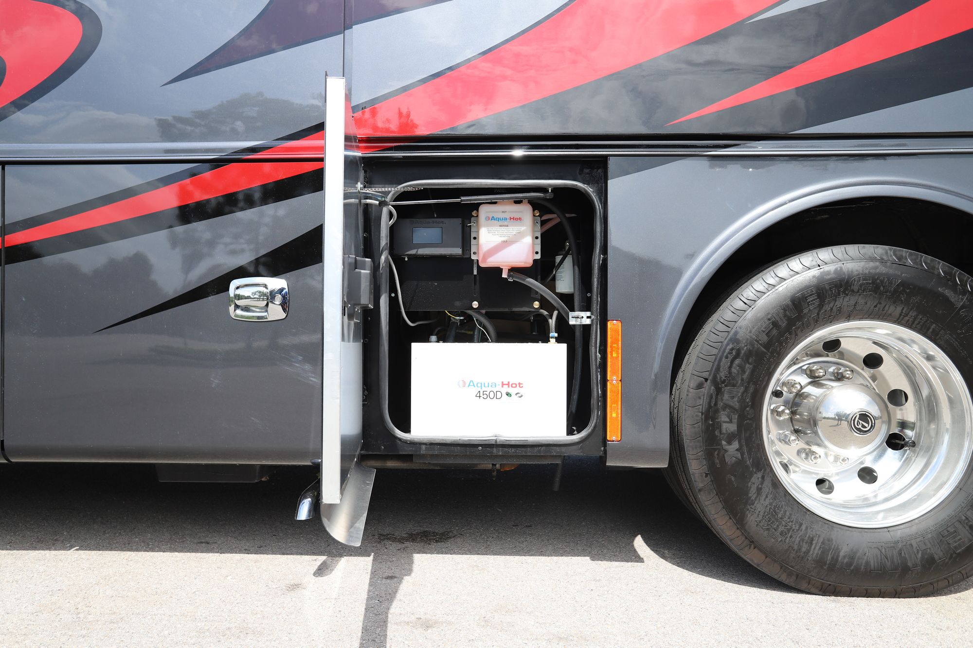 New 2021 Tiffin Motor Homes Phaeton 40 IH Class A  For Sale