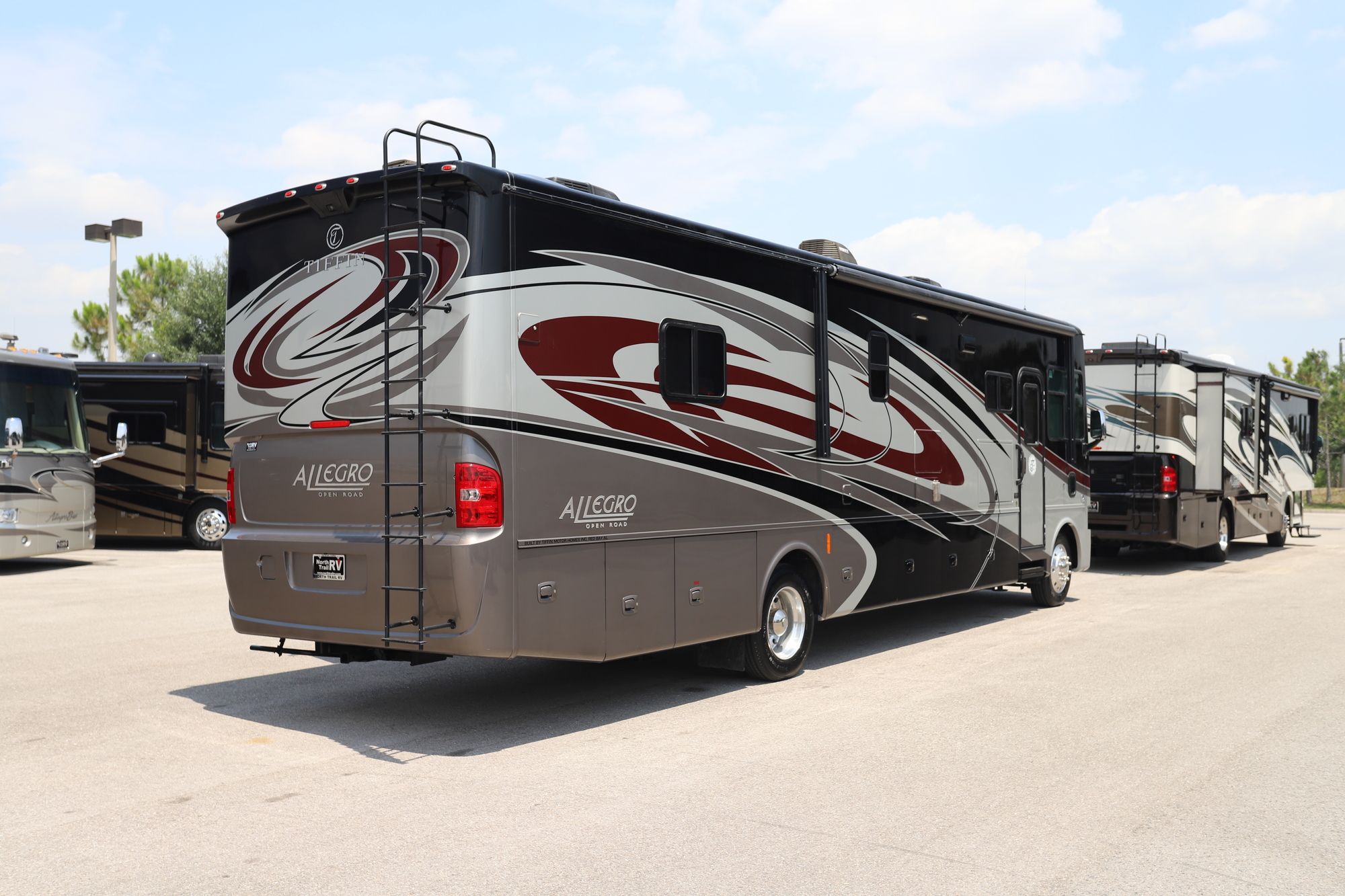 Used 2016 Tiffin Motor Homes Allegro 36LA Class A  For Sale