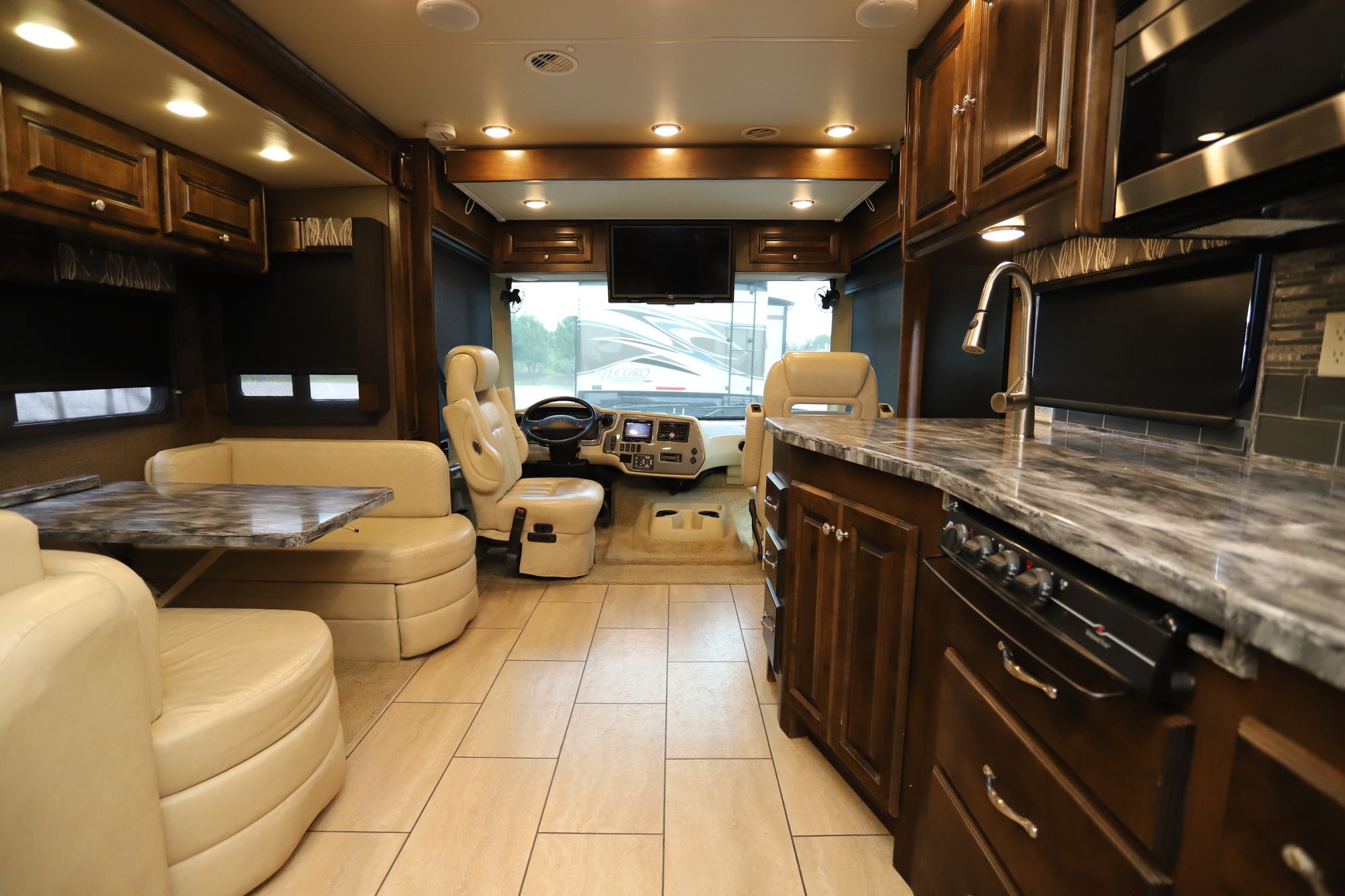 Used 2016 Tiffin Motor Homes Allegro 36LA Class A  For Sale