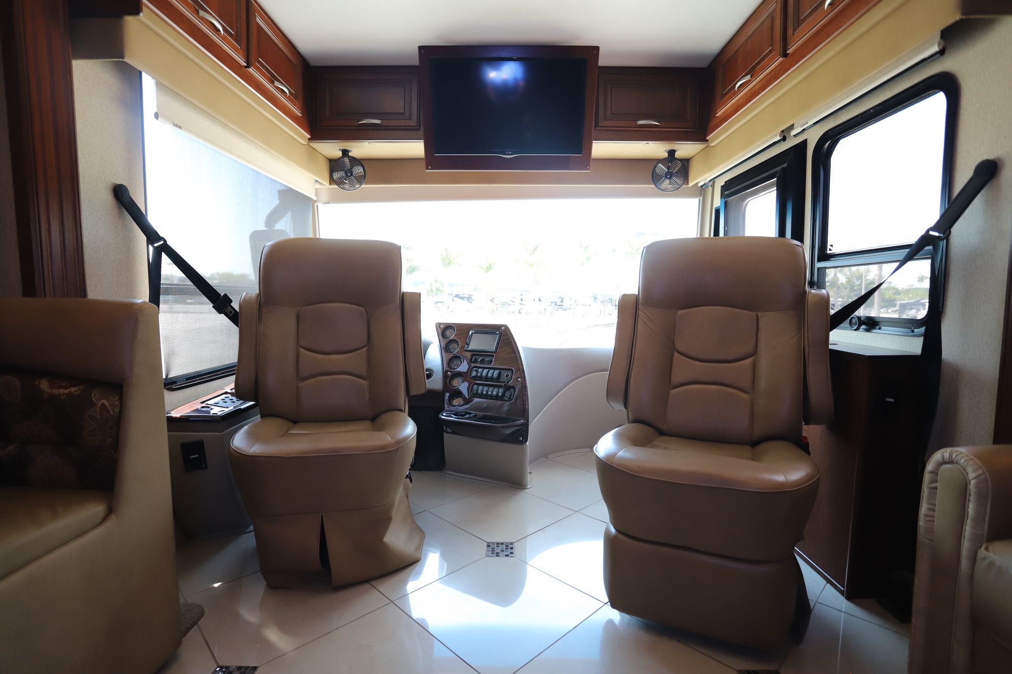 Used 2014 Forest River Berkshire 400BH Class A  For Sale