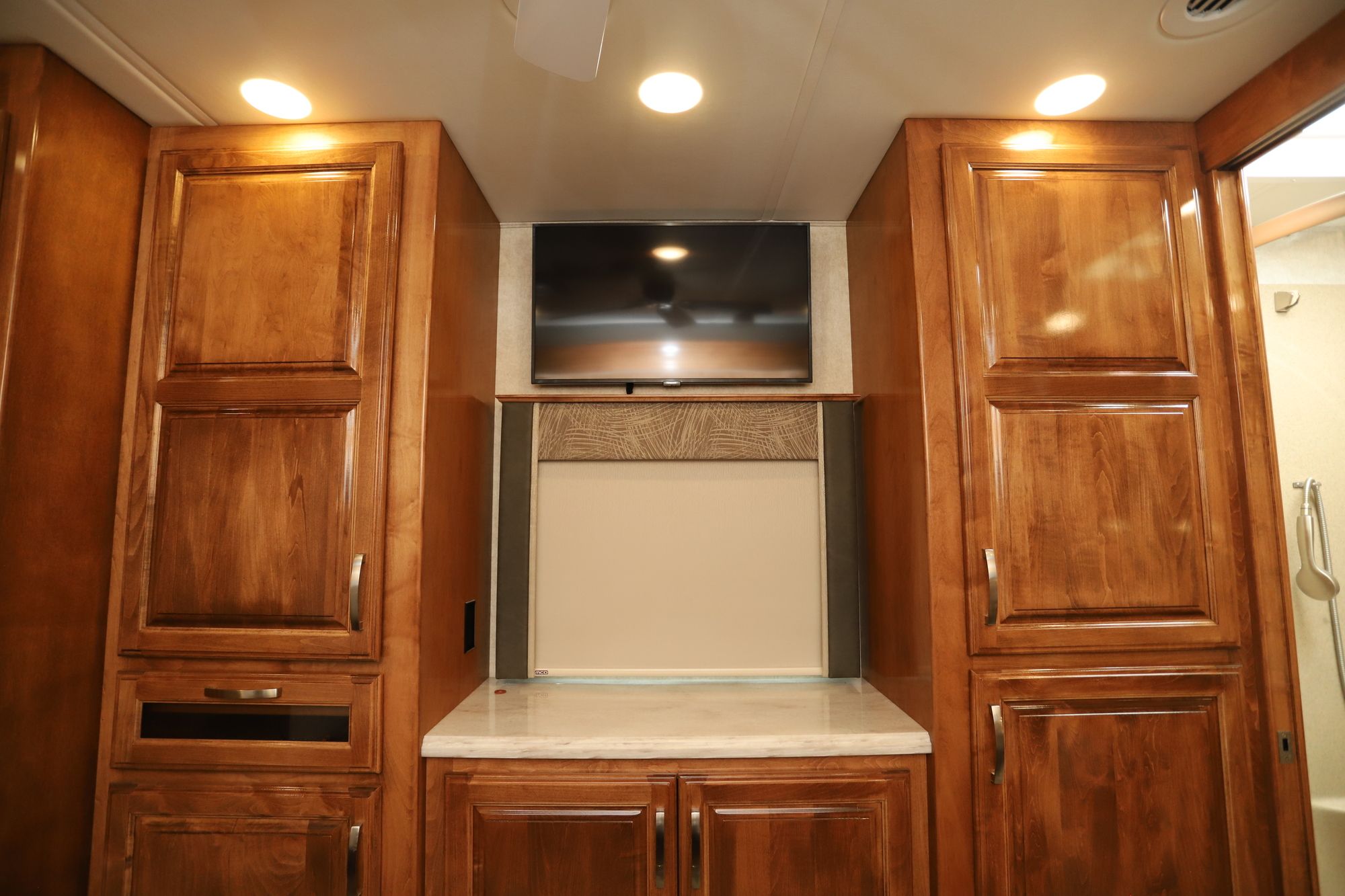 Used 2021 Renegade Rv Verona Le 40LRB Super C  For Sale