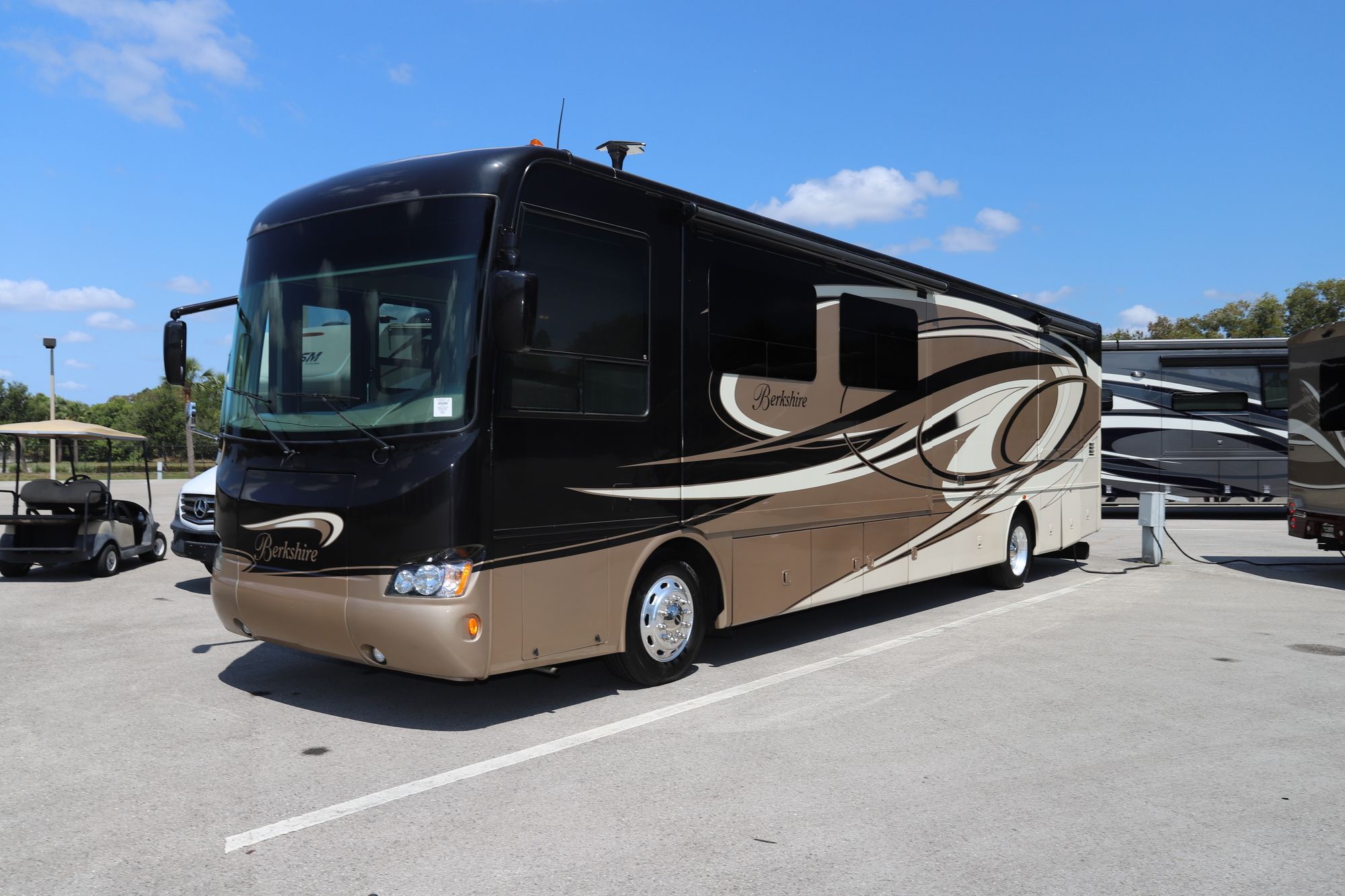 Used 2014 Forest River Berkshire 400BH Class A  For Sale