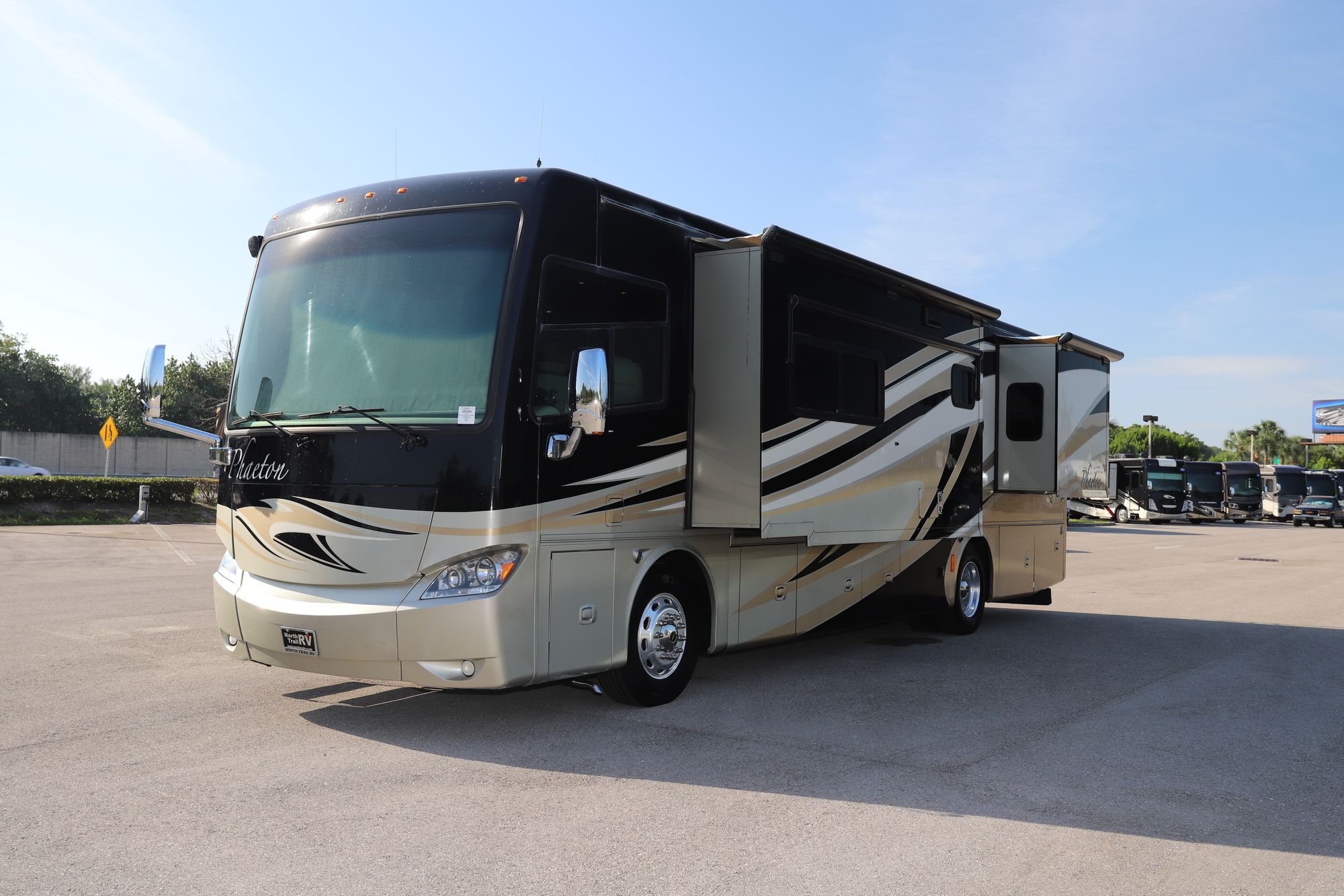 Used 2013 Tiffin Motor Homes Phaeton 36GH Class A  For Sale