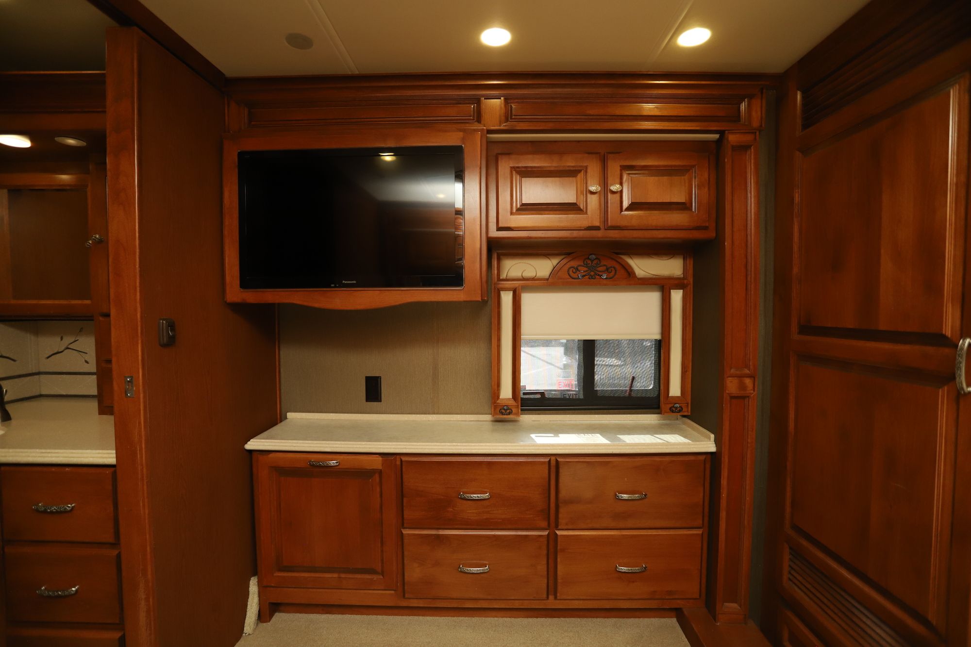 Used 2013 Tiffin Motor Homes Phaeton 36GH Class A  For Sale