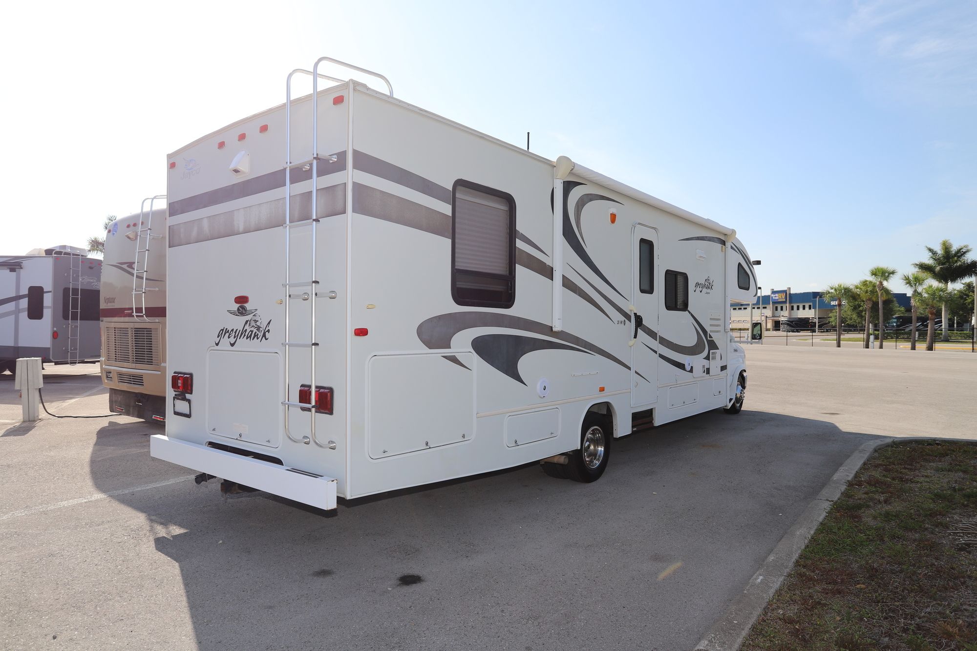 Used 2010 Jayco Greyhawk 31FK Class C  For Sale