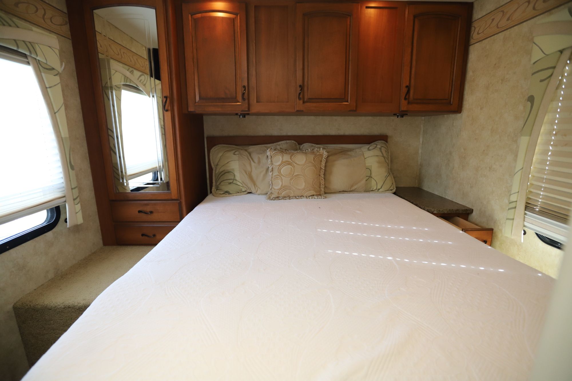 Used 2010 Jayco Greyhawk 31FK Class C  For Sale