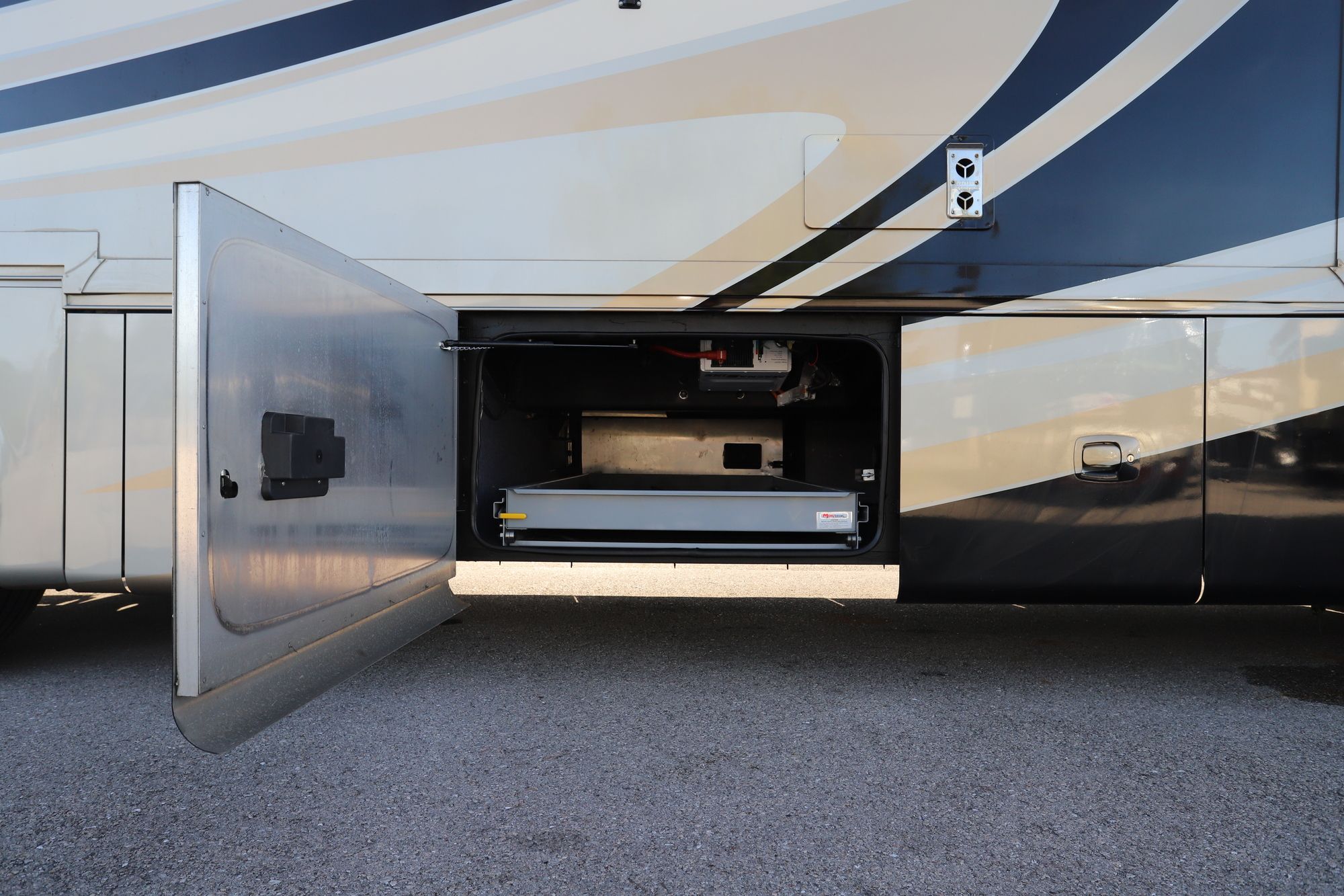 Used 2013 Tiffin Motor Homes Phaeton 36GH Class A  For Sale