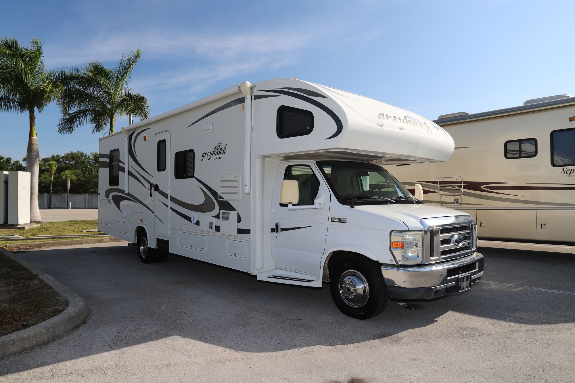 Used 2010 Jayco Greyhawk 31FK Class C  For Sale