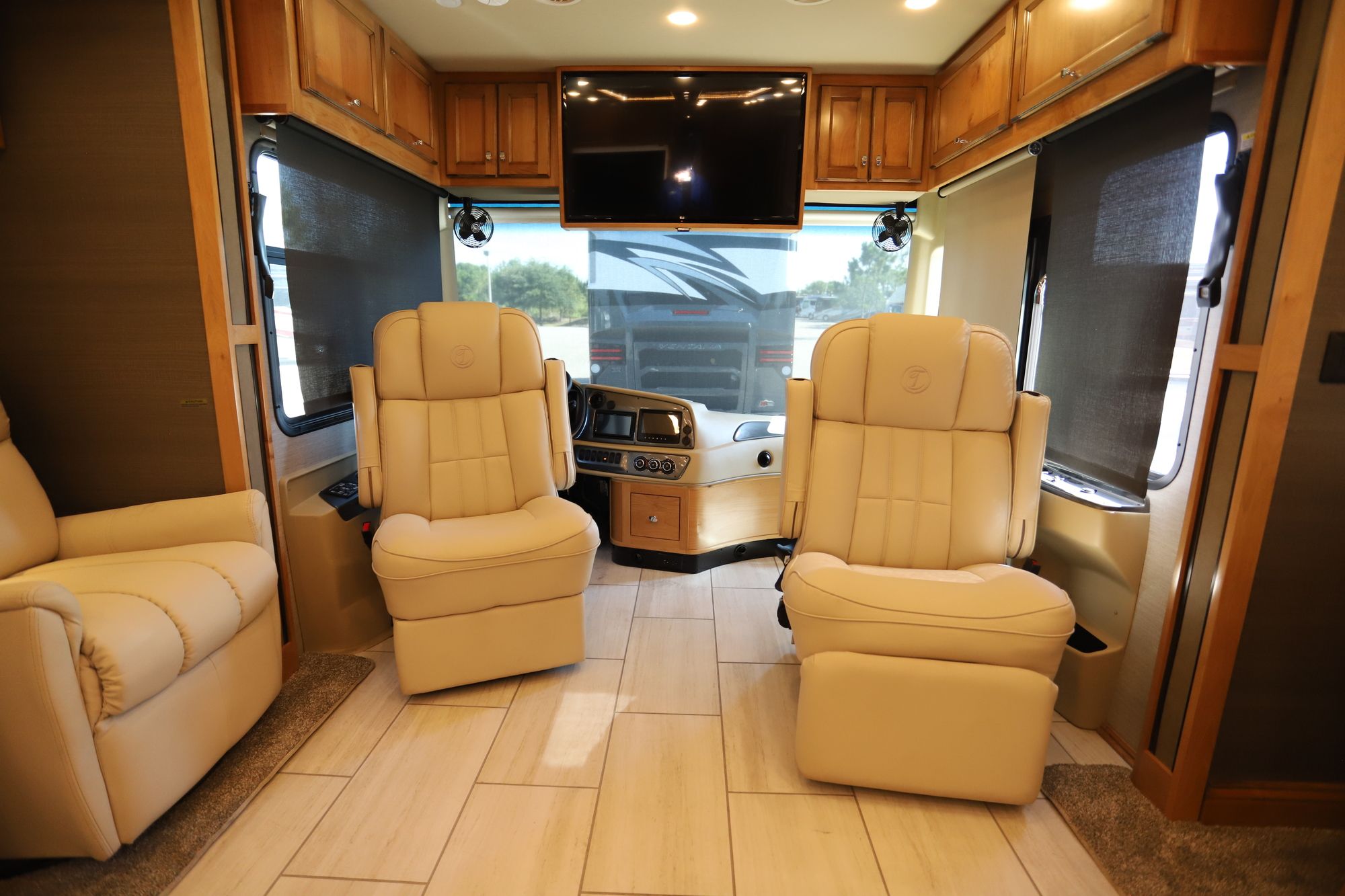 Used 2021 Tiffin Motor Homes Allegro Red 33AA Class A  For Sale