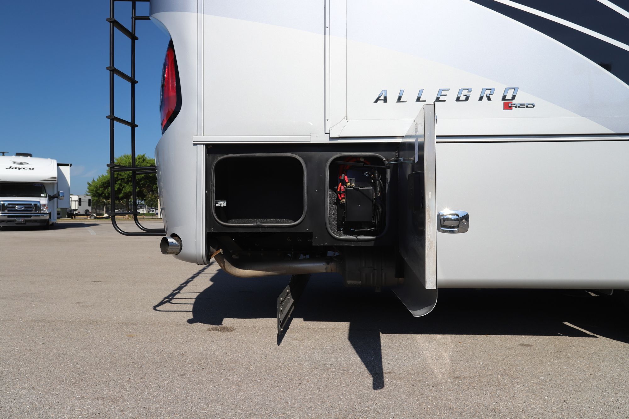 Used 2021 Tiffin Motor Homes Allegro Red 33AA Class A  For Sale