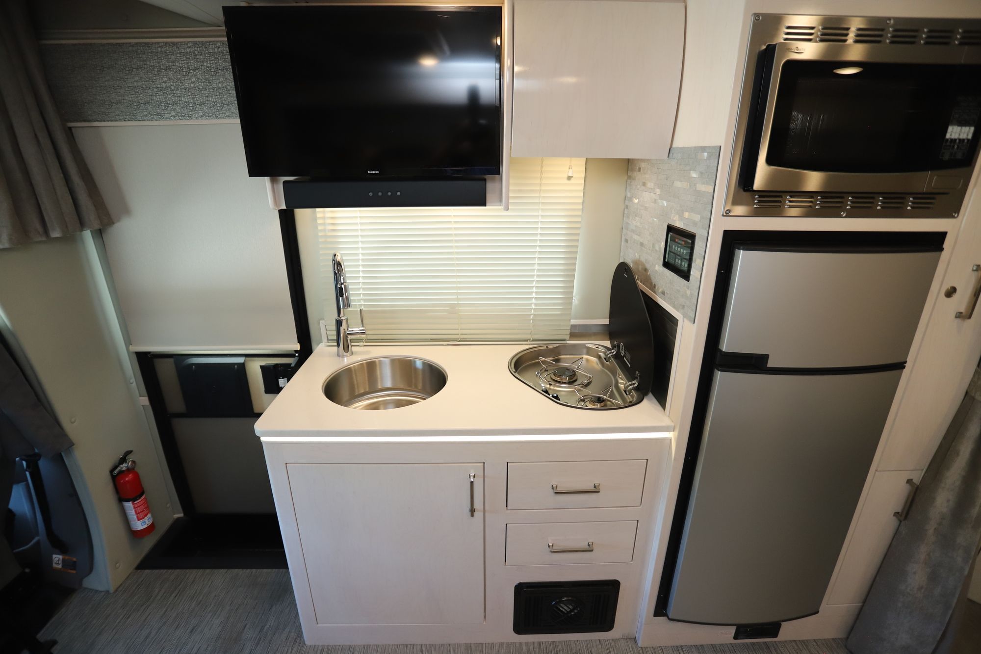 Used 2020 Renegade Rv Vienna 25FW Class C  For Sale