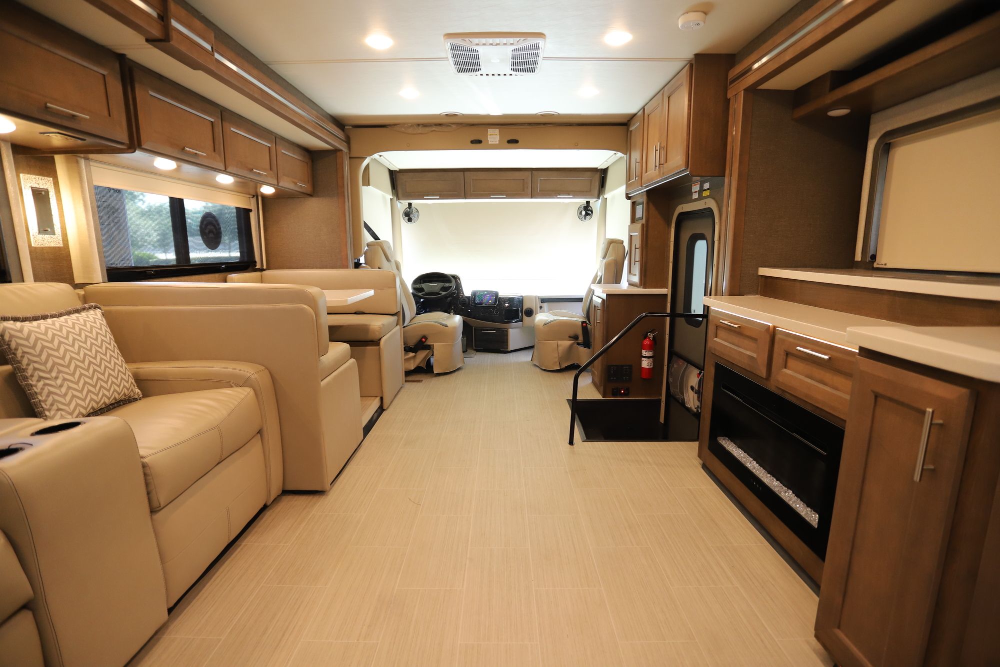 New 2021 Thor Palazzo 37.5 Class A  For Sale