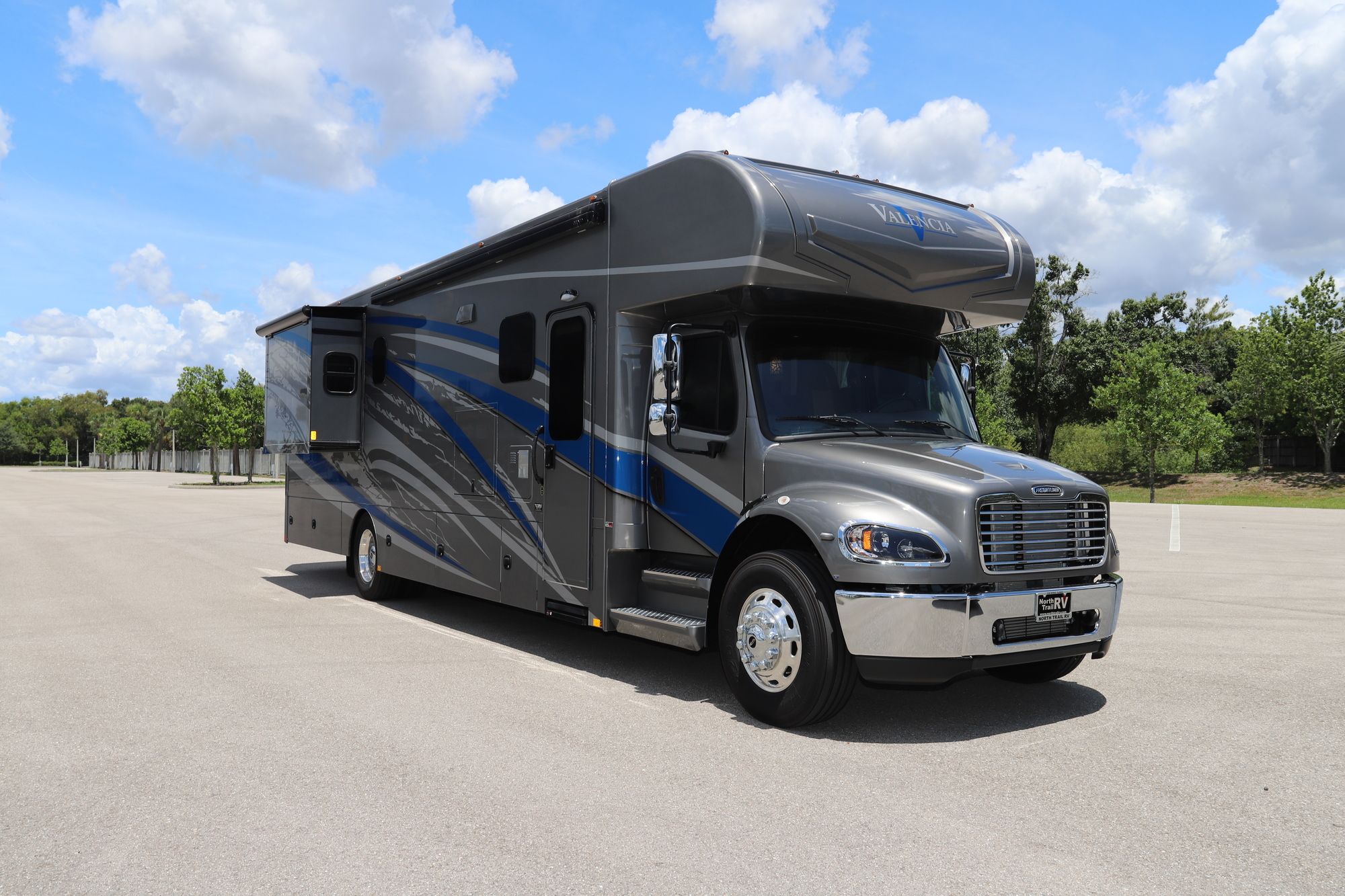 Used 2021 Renegade Rv Valencia 38RB Super C  For Sale