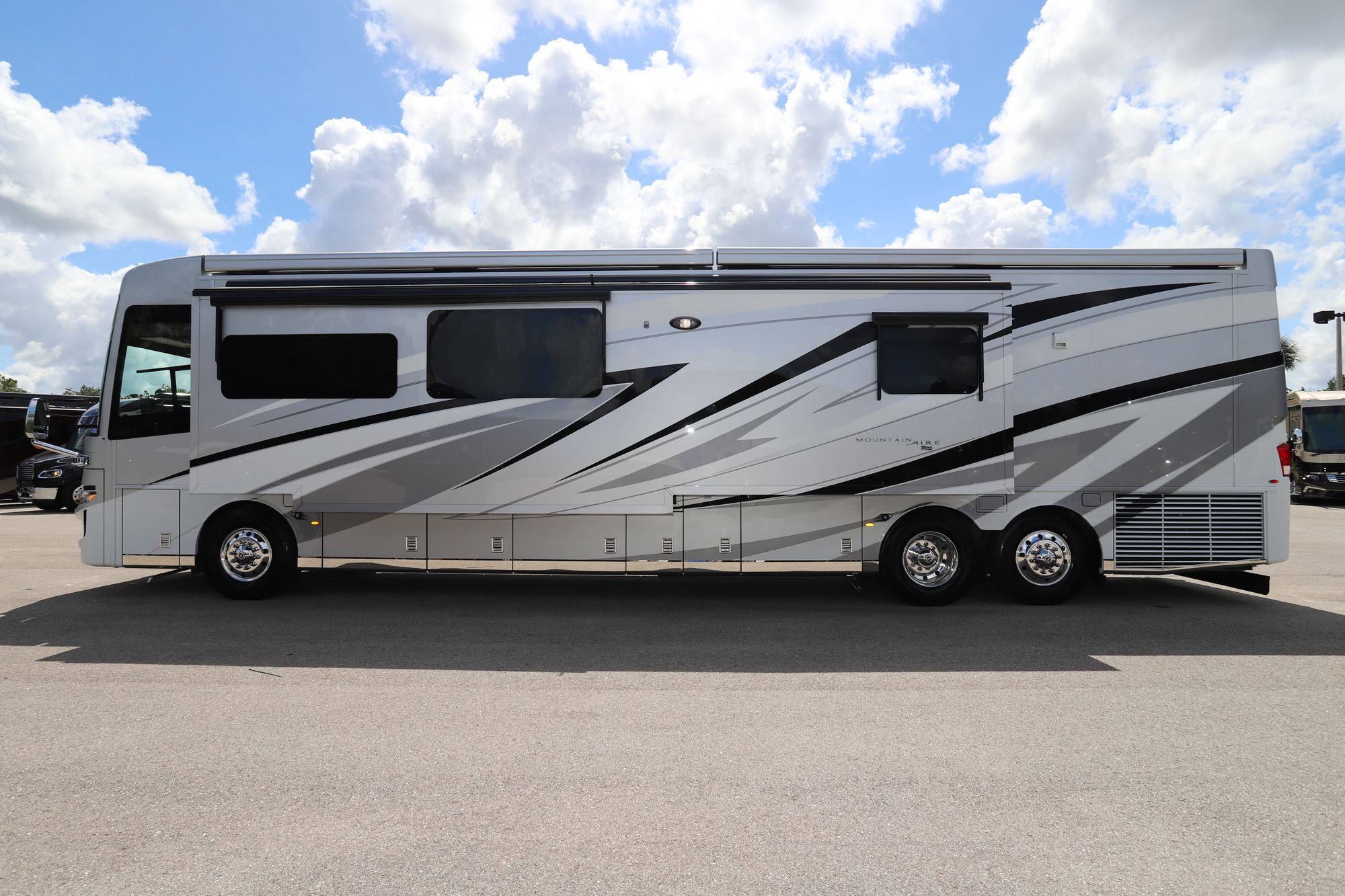 New 2021 Newmar Mountain Aire 4551 Class A  For Sale