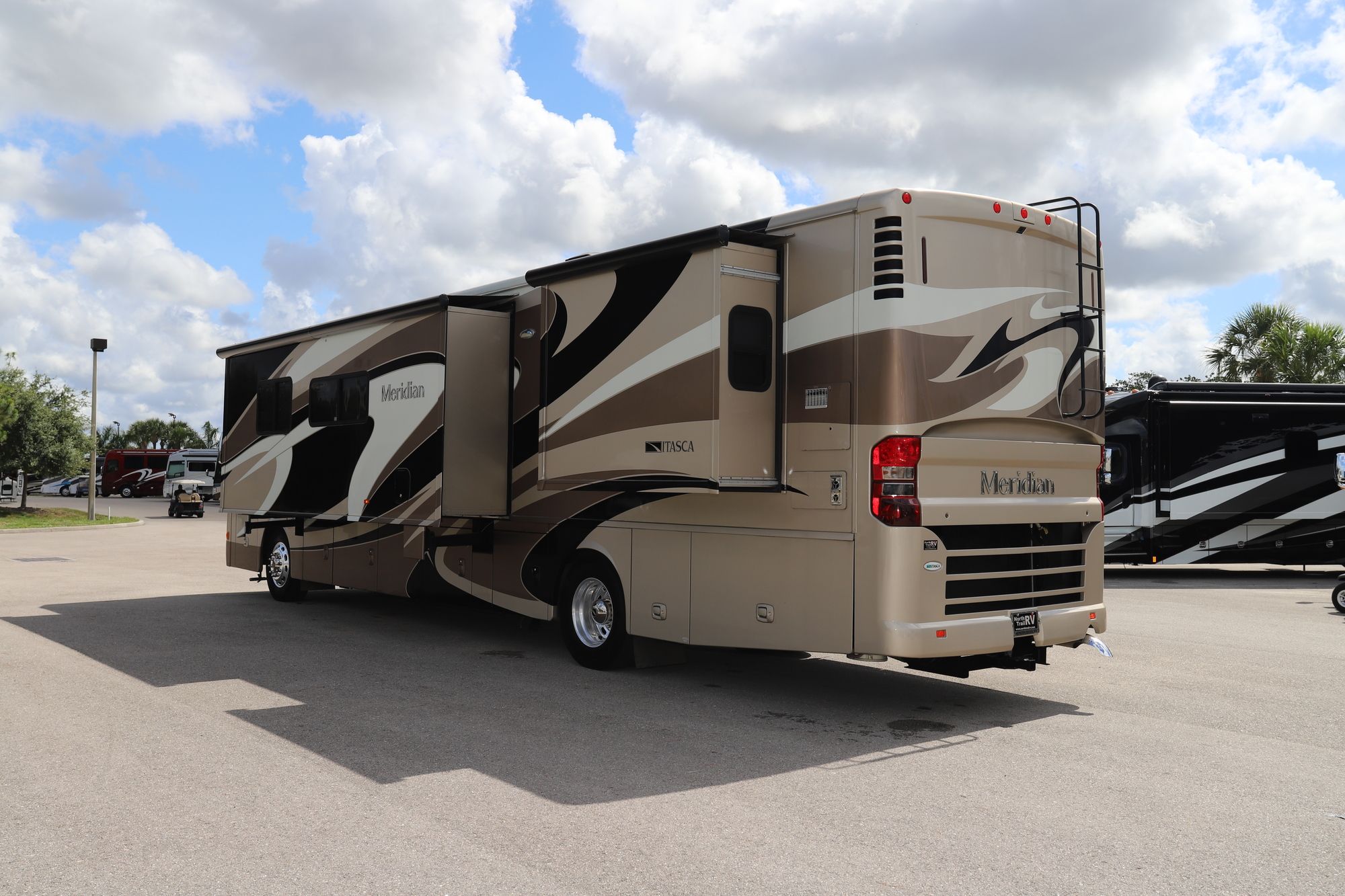 Used 2014 Itasca Meridian 40U Class A  For Sale