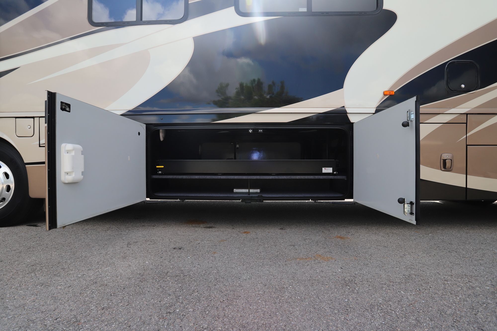 Used 2014 Itasca Meridian 40U Class A  For Sale