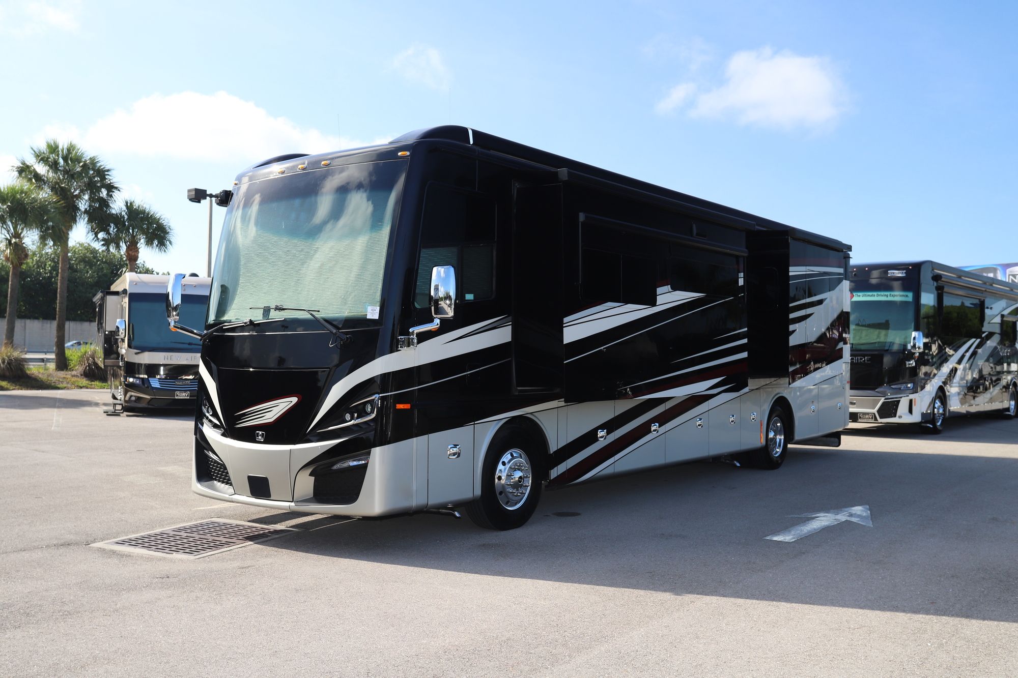 New 2021 Tiffin Motor Homes Phaeton 40IH Class A  For Sale