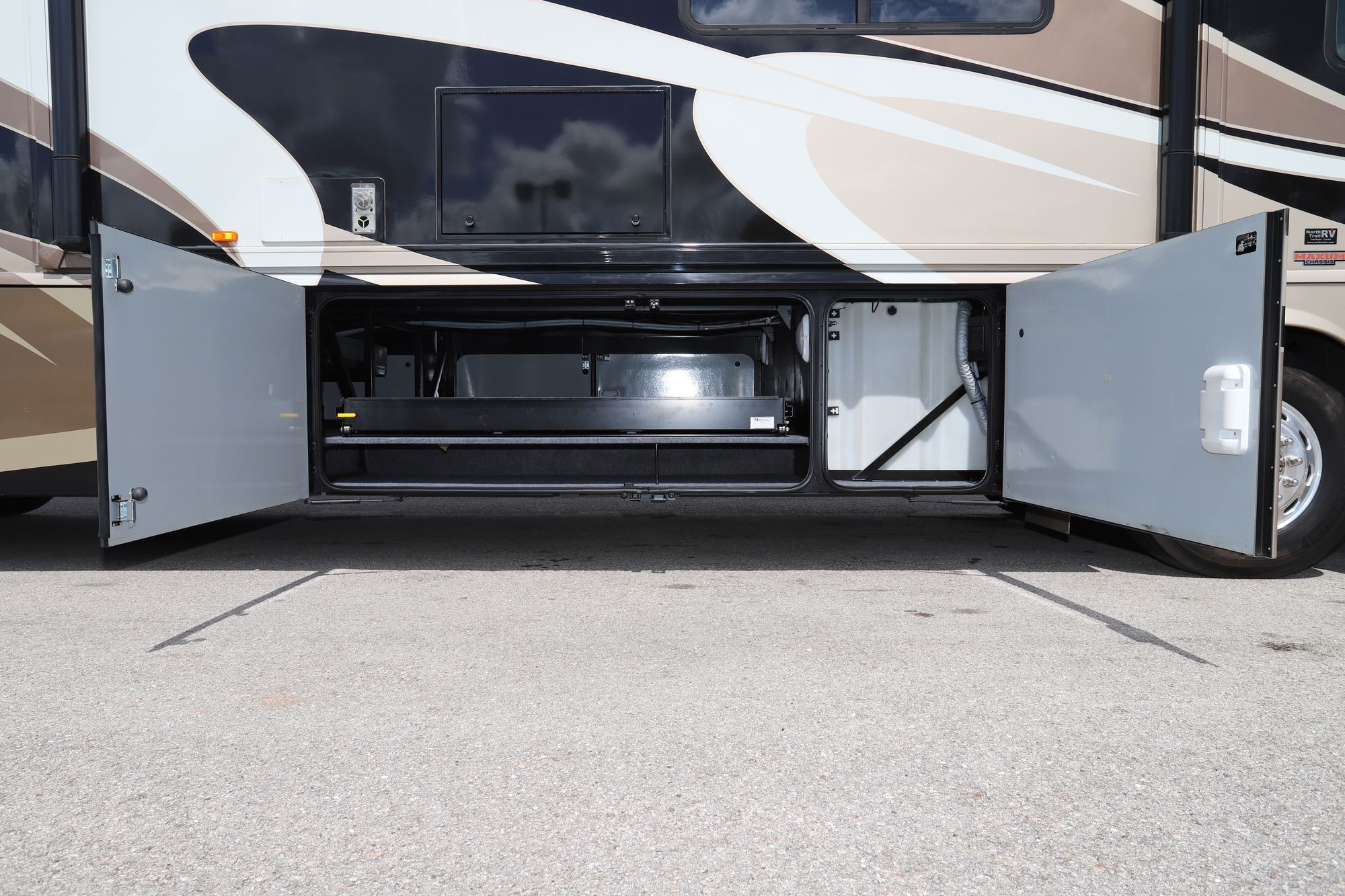 Used 2014 Itasca Meridian 40U Class A  For Sale