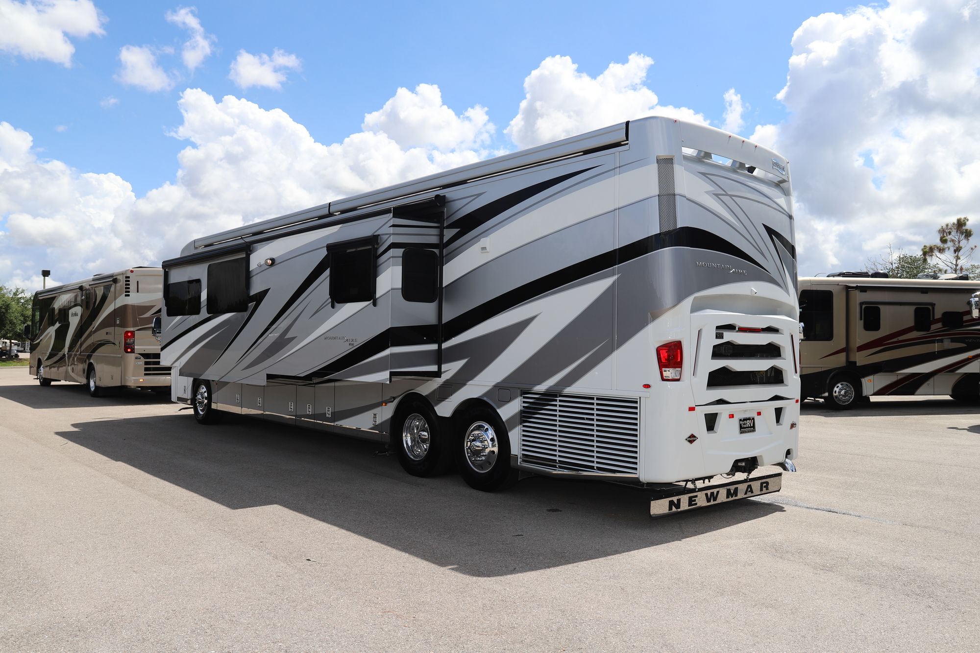 New 2021 Newmar Mountain Aire 4551 Class A  For Sale