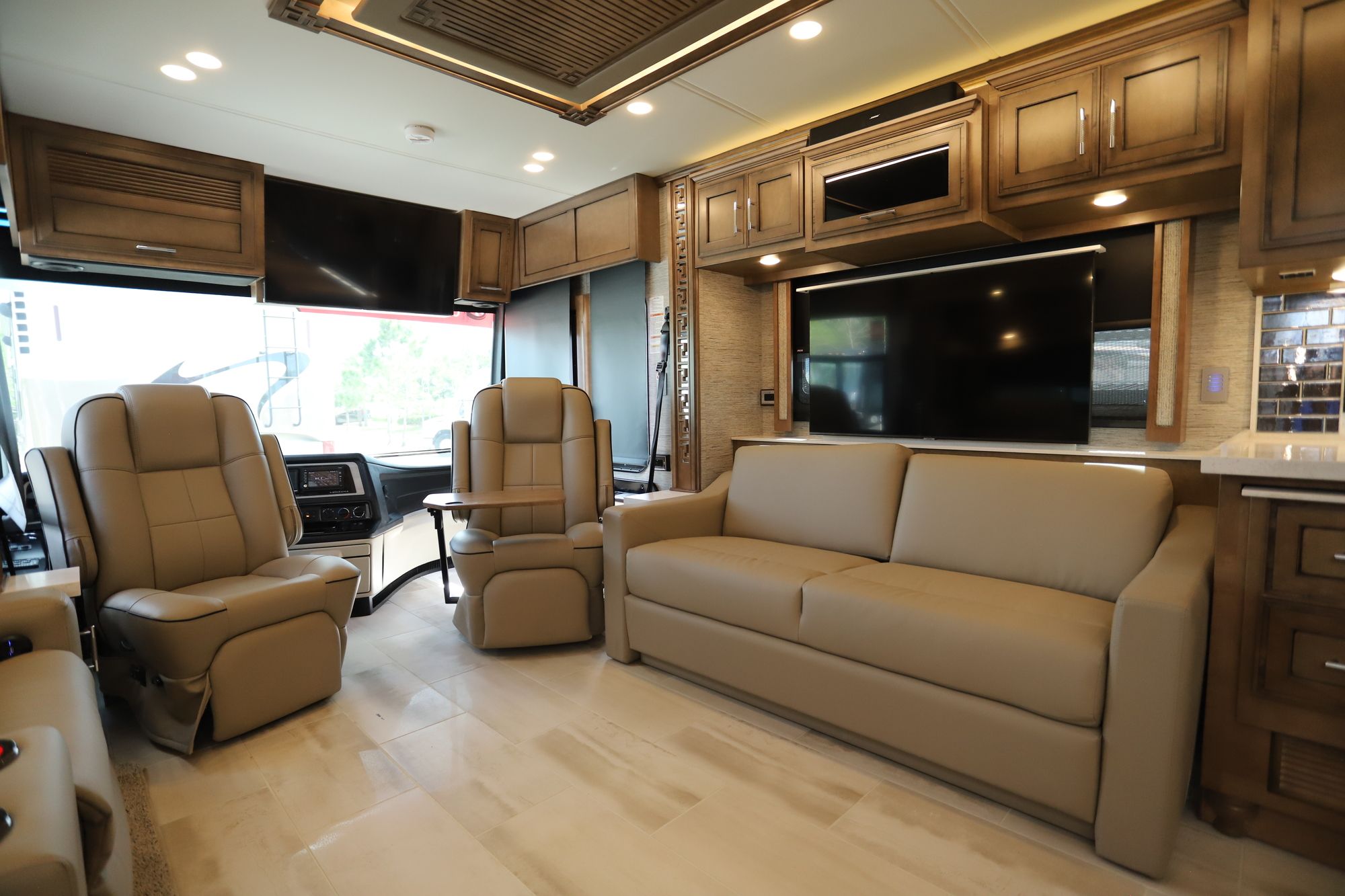 New 2021 Newmar Ventana 4369 Class A  For Sale