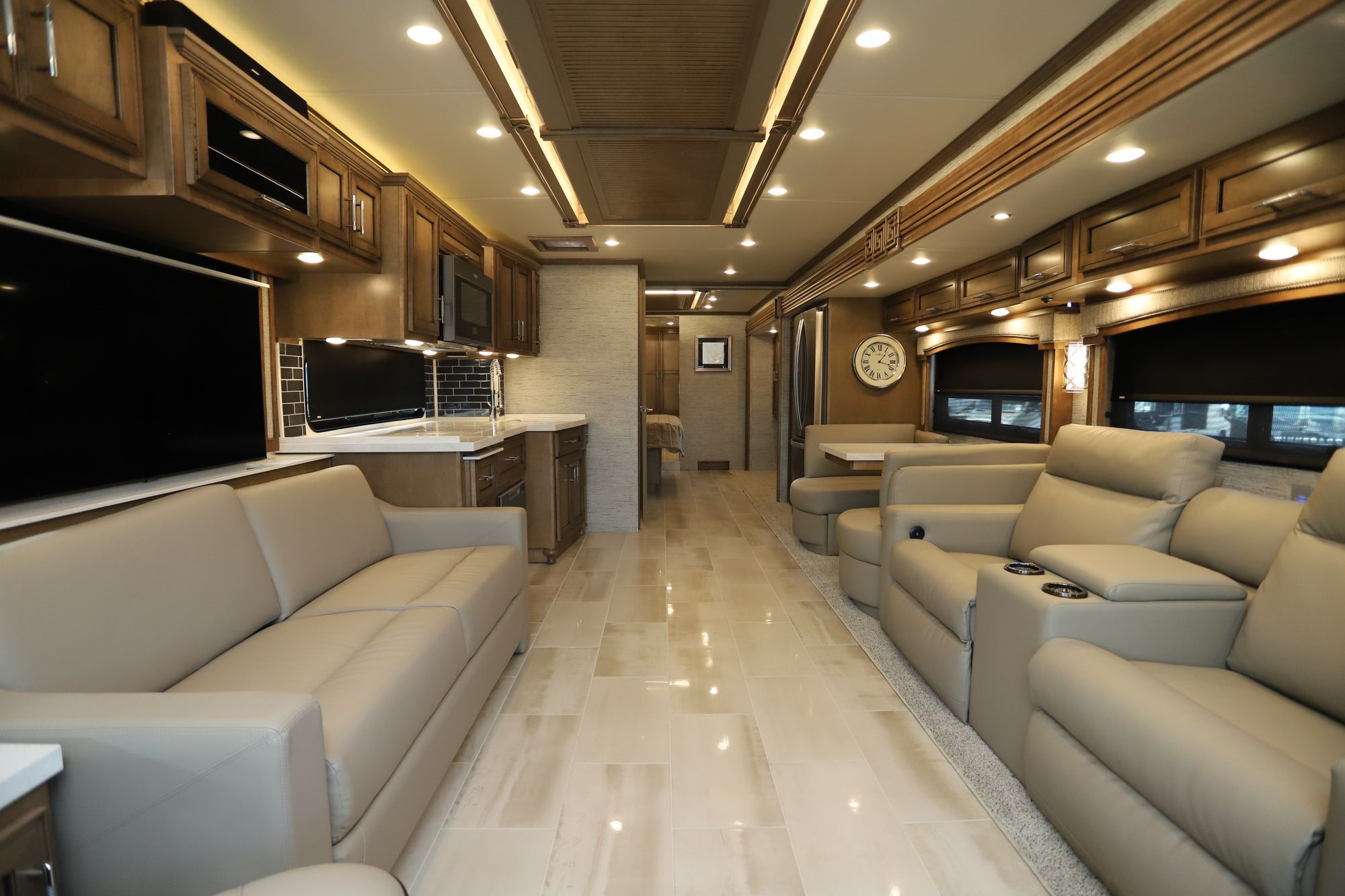 New 2021 Newmar Ventana 4369 Class A  For Sale