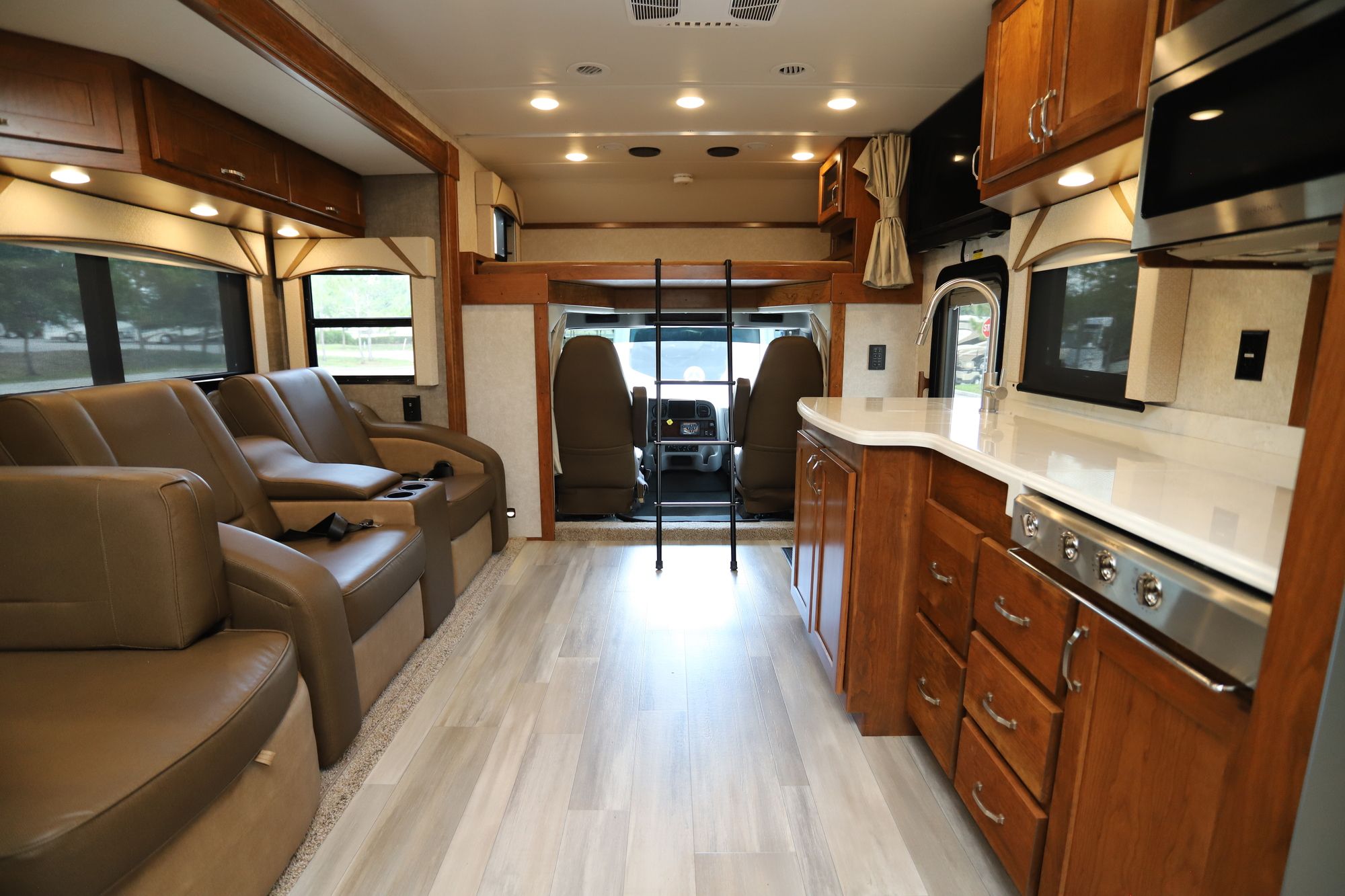 Used 2021 Renegade Rv Valencia 38RB Super C  For Sale