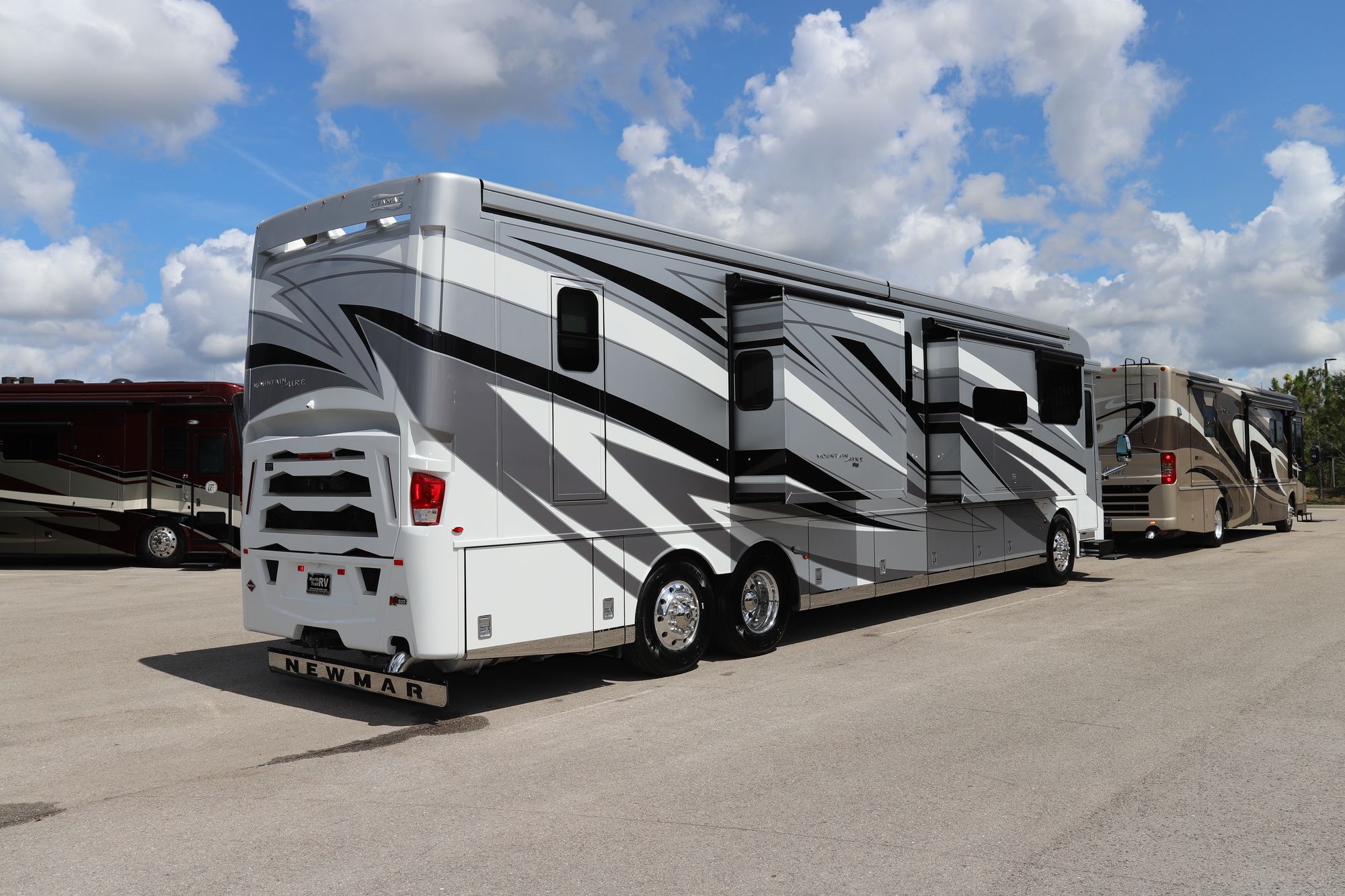 New 2021 Newmar Mountain Aire 4551 Class A  For Sale