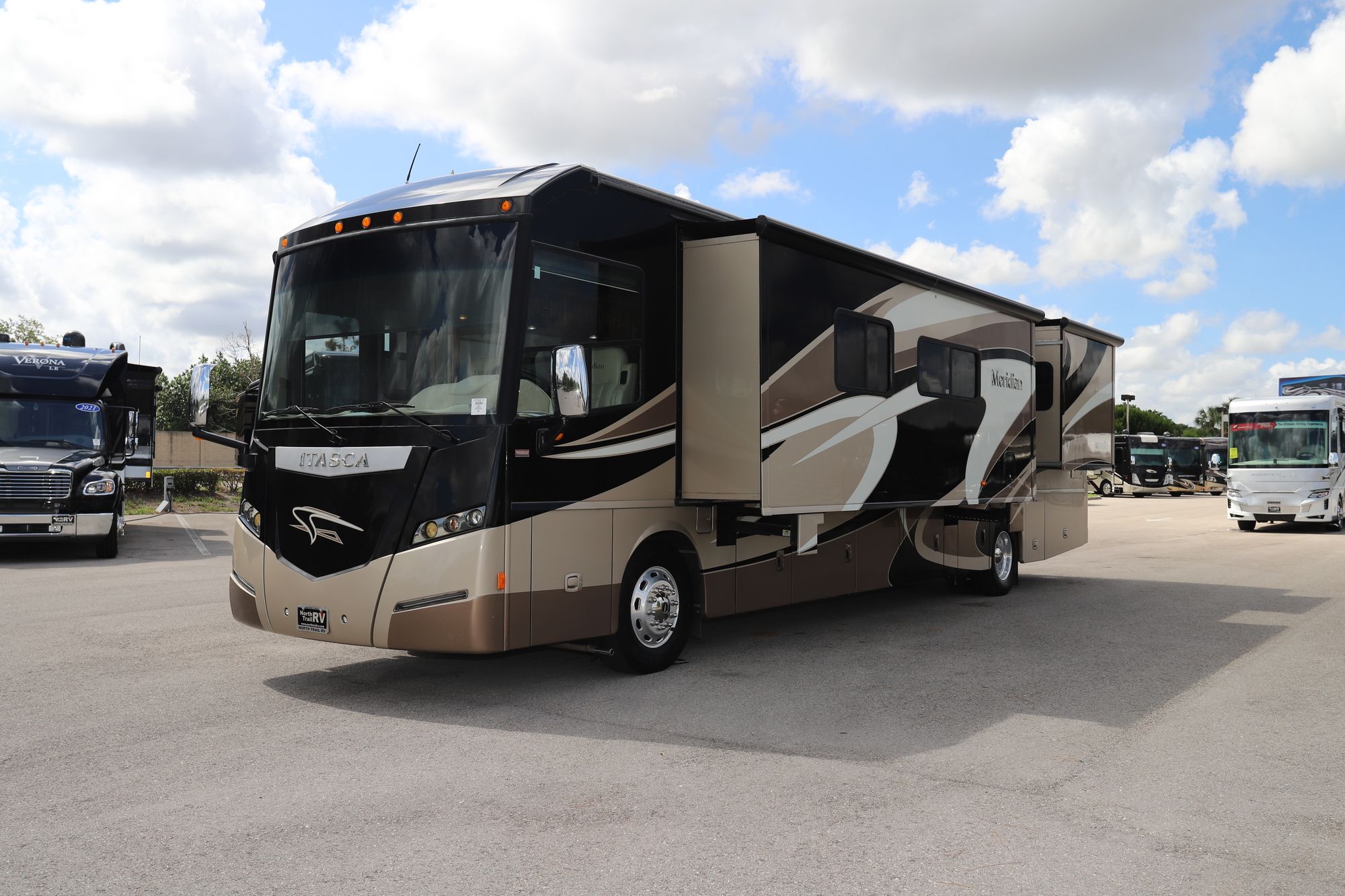 Used 2014 Itasca Meridian 40U Class A  For Sale