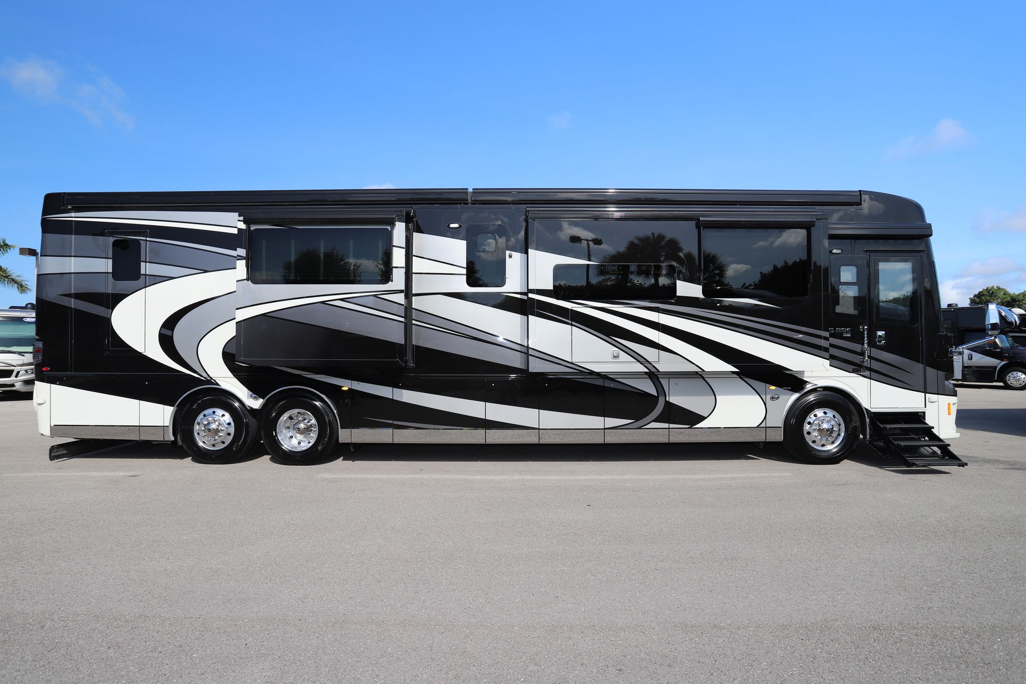 New 2021 Newmar King Aire 4531 Class A  For Sale