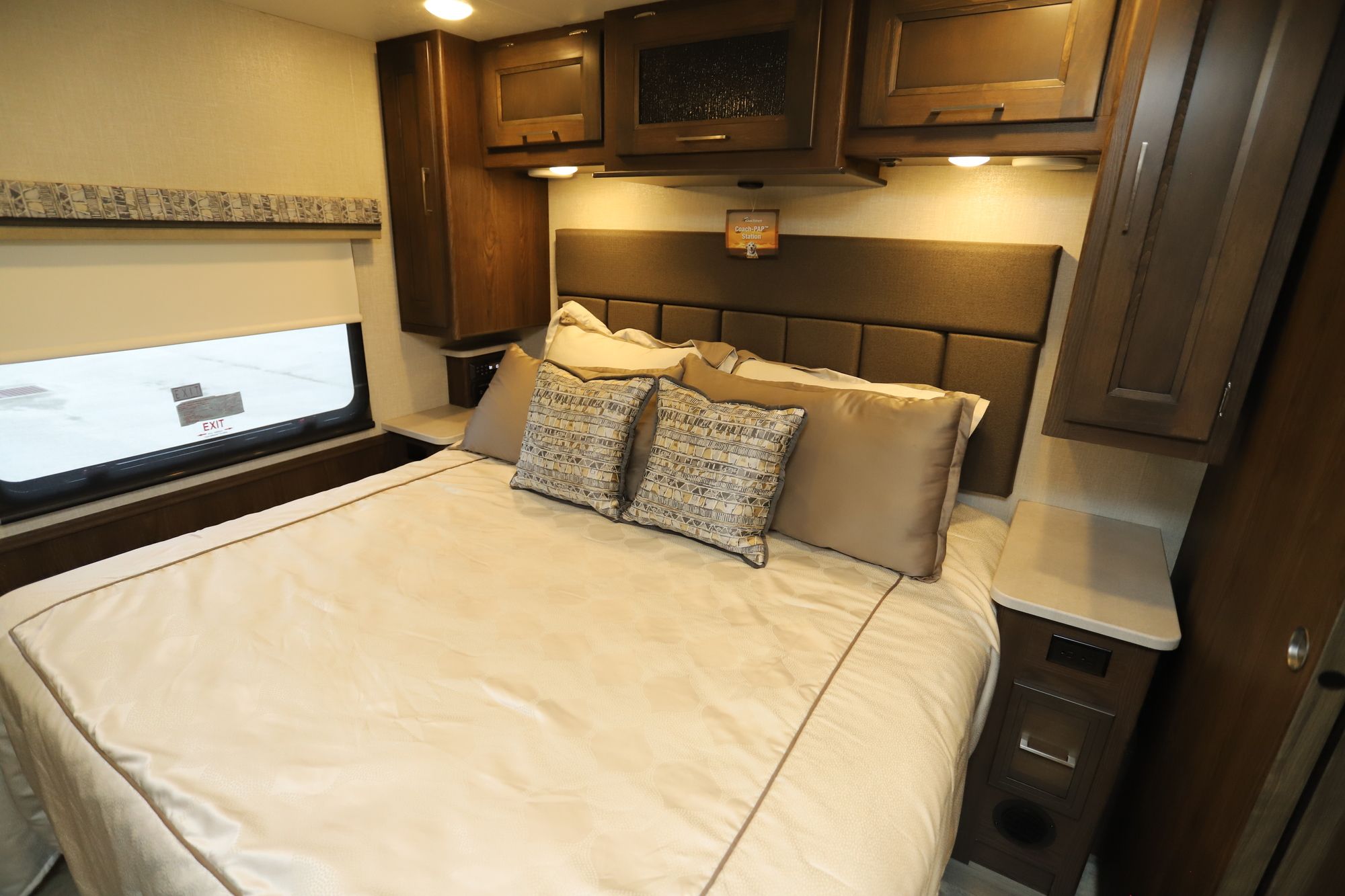 Used 2019 Coachmen Mirada 35OS Class A  For Sale