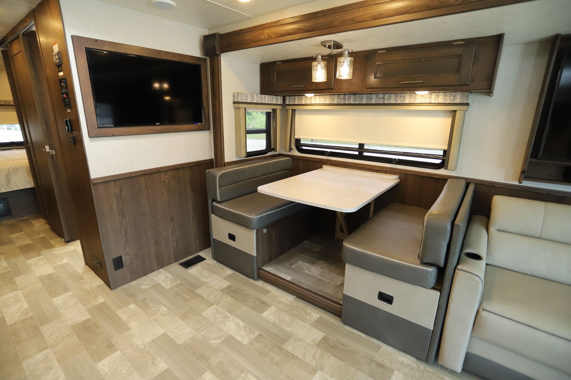 Used 2019 Coachmen Mirada 35OS Class A  For Sale