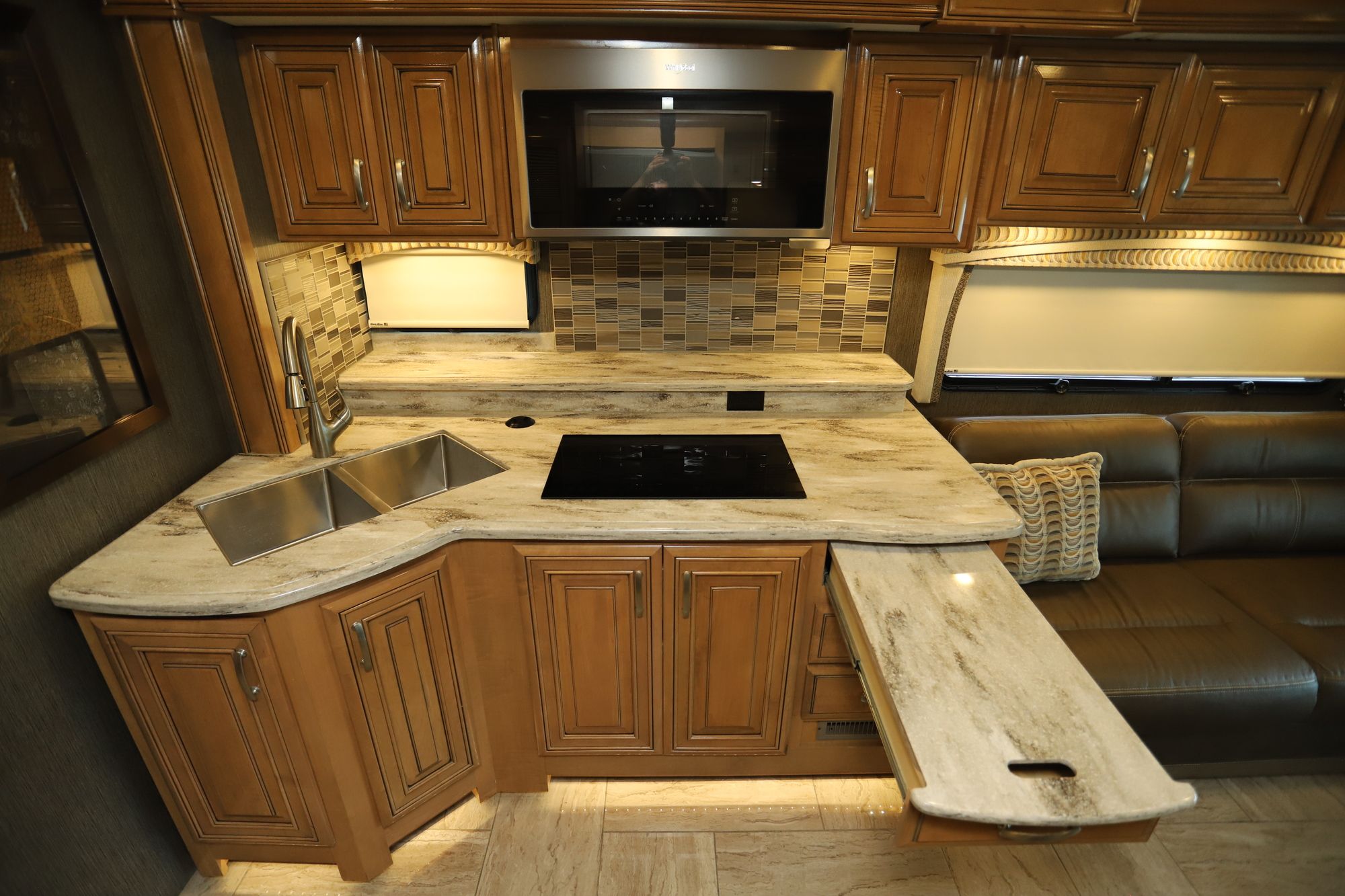Used 2019 Thor Aria 4000 Class A  For Sale