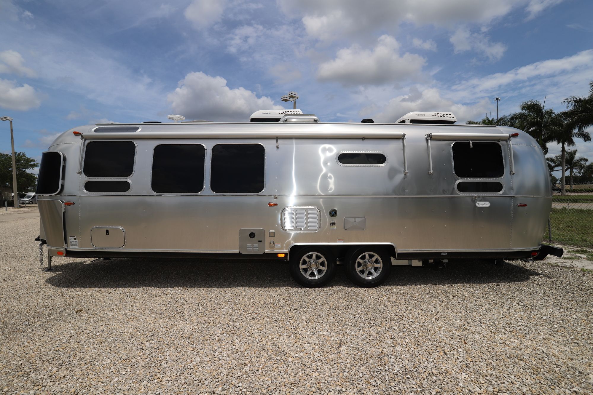 New 2021 Airstream Flying Cloud 30RB Travel Trailer  For Sale