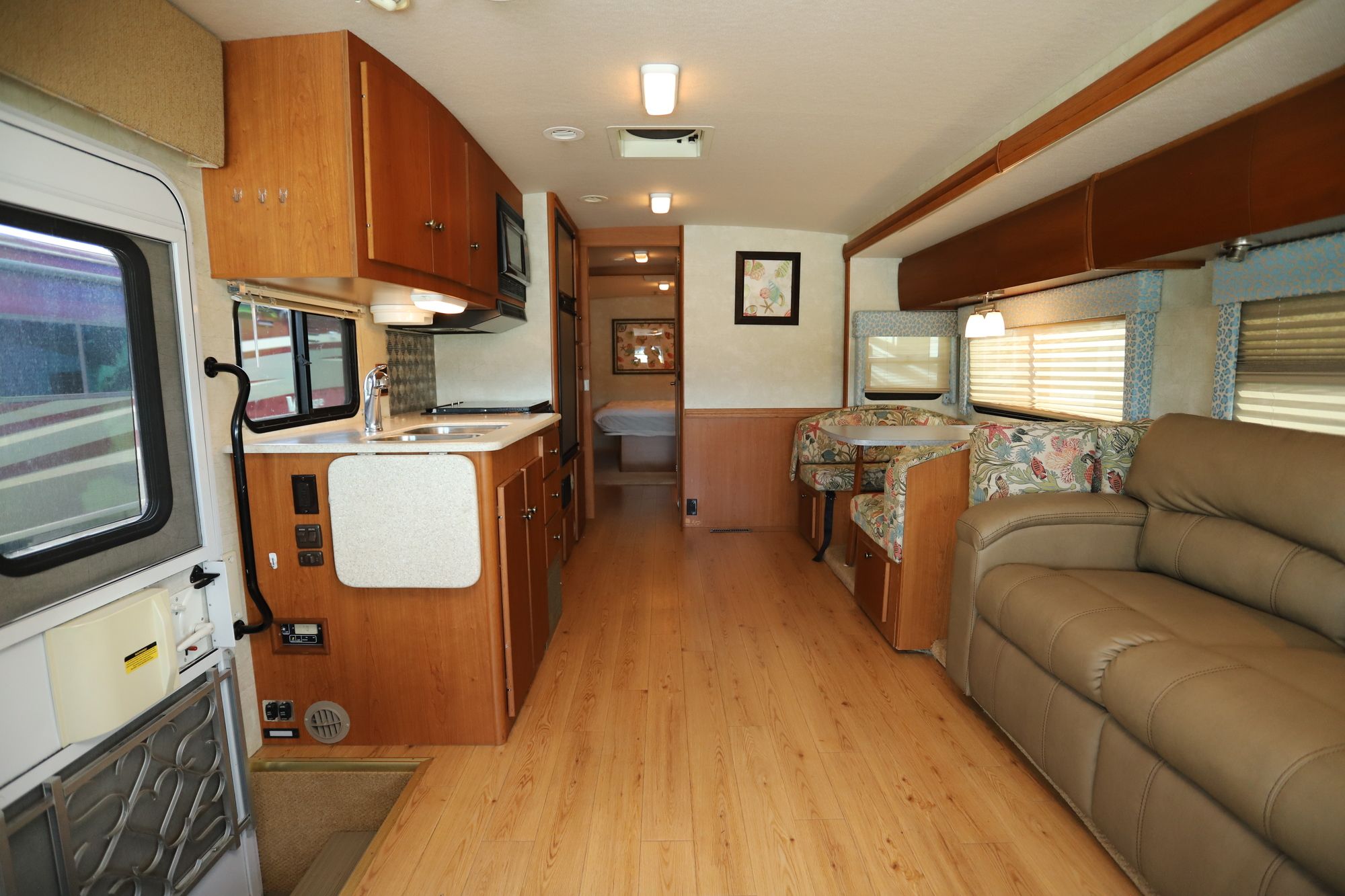 Used 2008 Itasca Sunova 35J Class A  For Sale