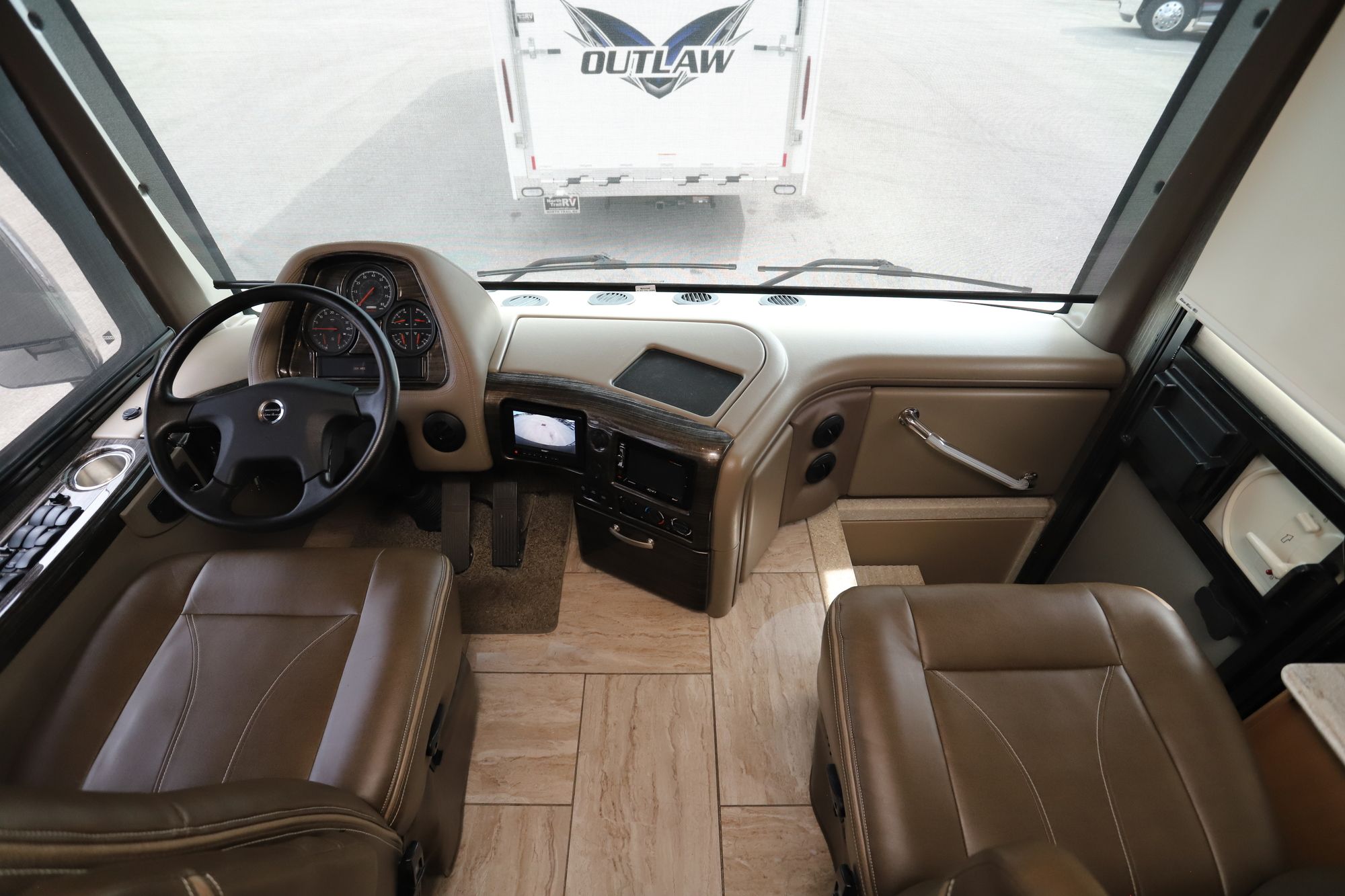 Used 2019 Thor Aria 4000 Class A  For Sale