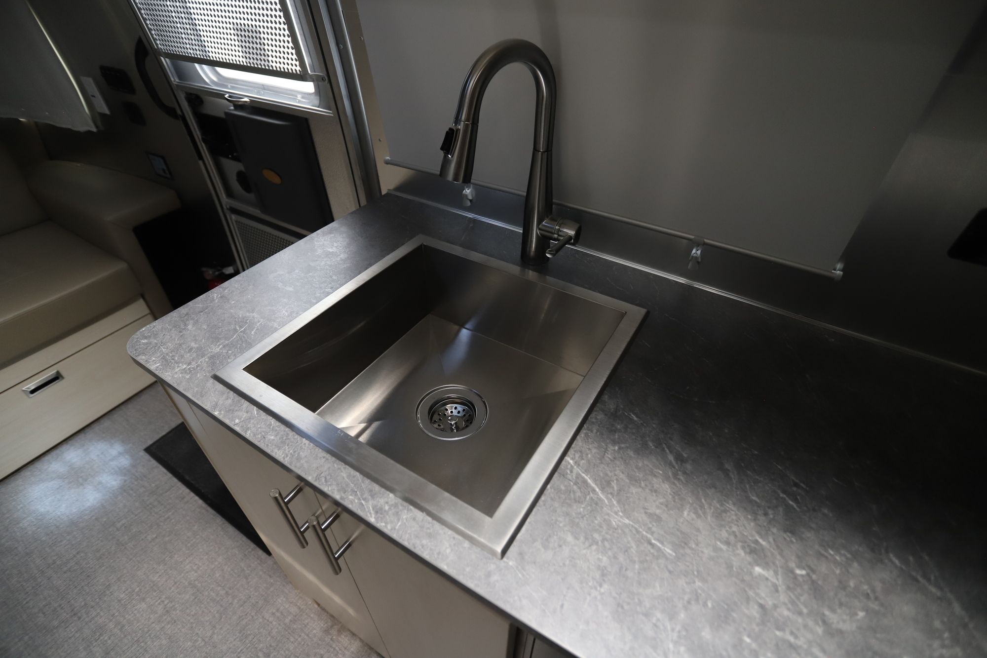 New 2021 Airstream Flying Cloud 30RB Travel Trailer  For Sale