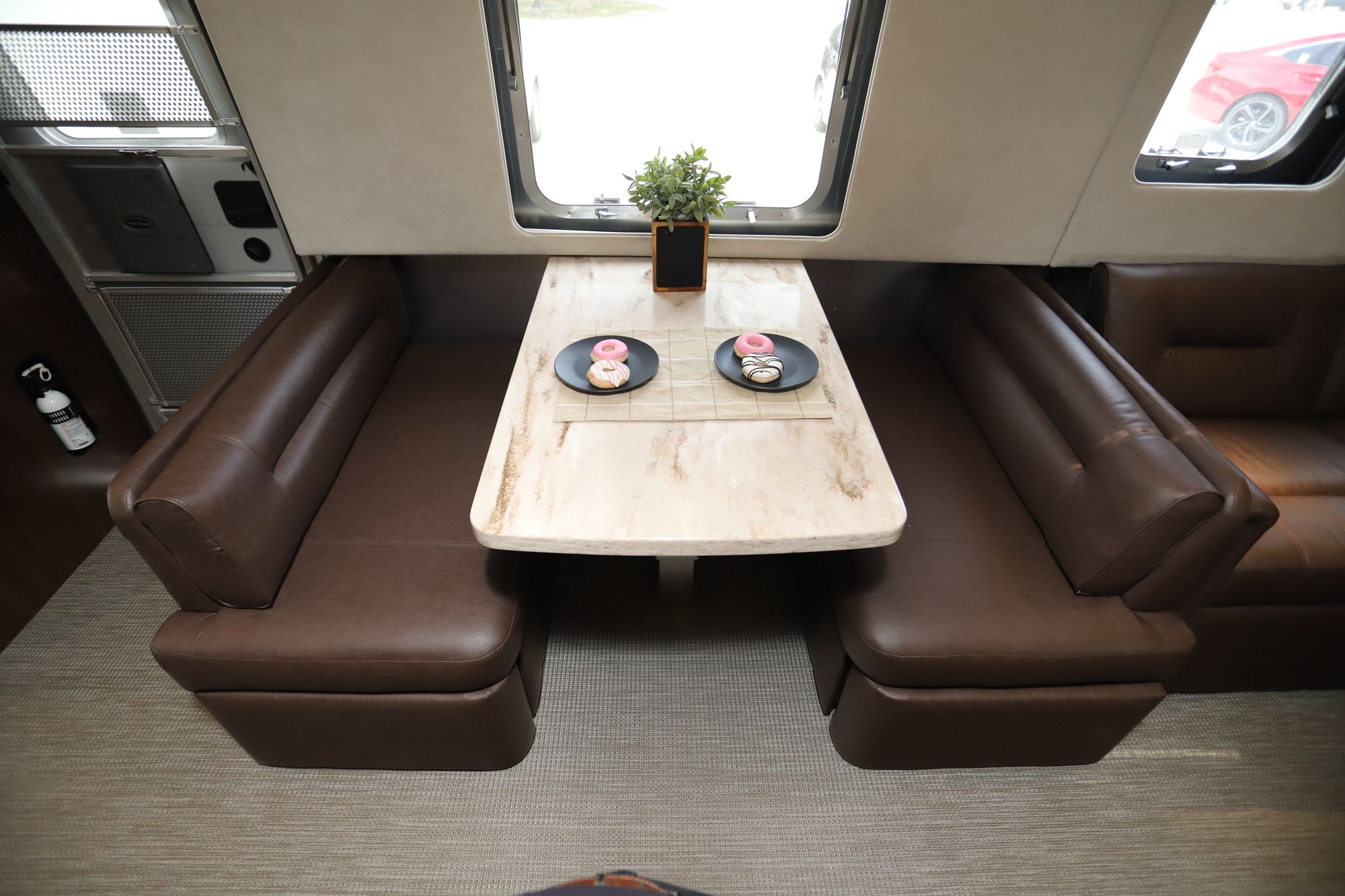 Used 2018 Airstream Classic 33FB Travel Trailer  For Sale