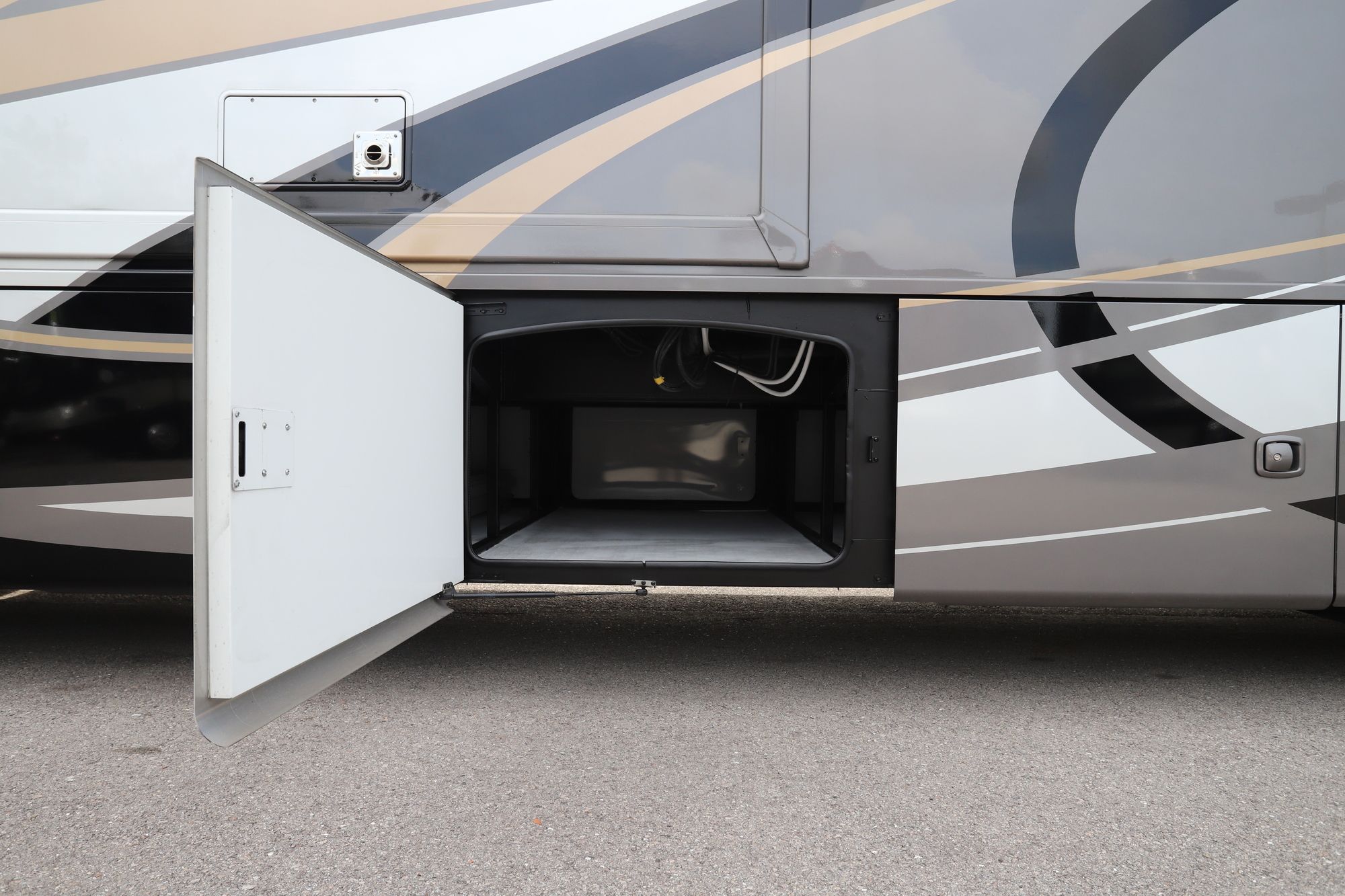 Used 2019 Thor Aria 4000 Class A  For Sale