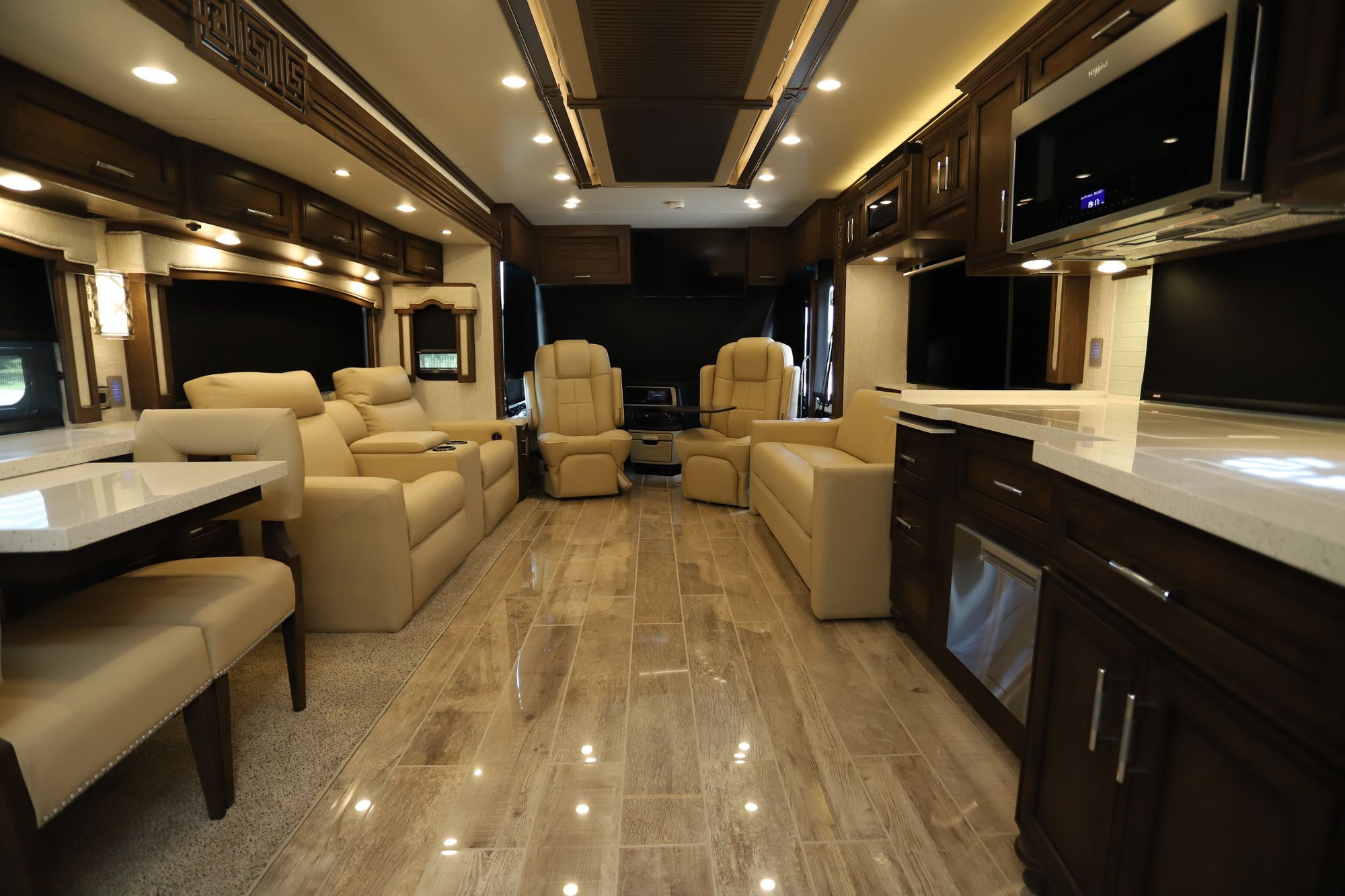 New 2021 Newmar Ventana 4369 Class A  For Sale